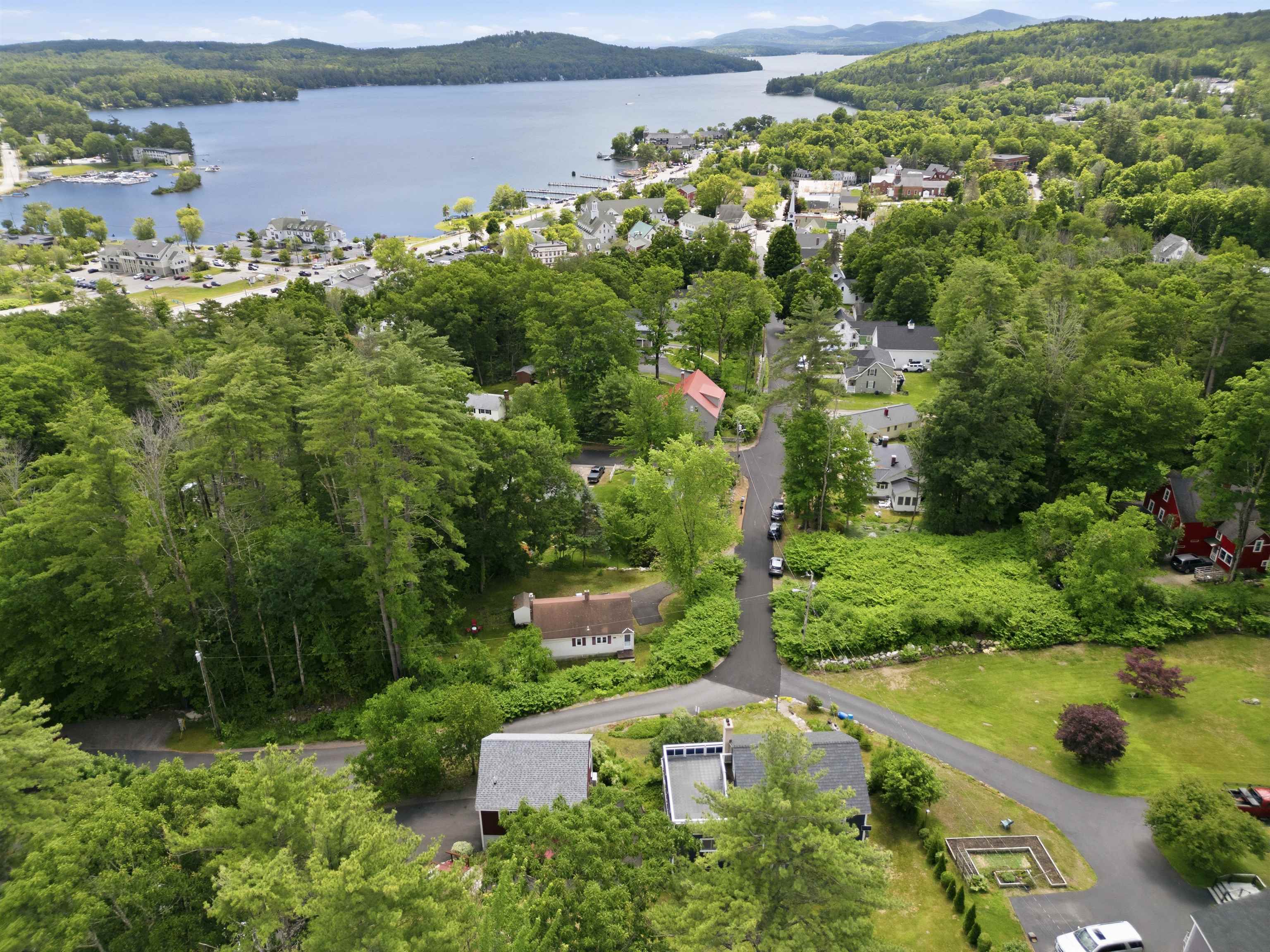 37 Highland St, Meredith, NH 03253