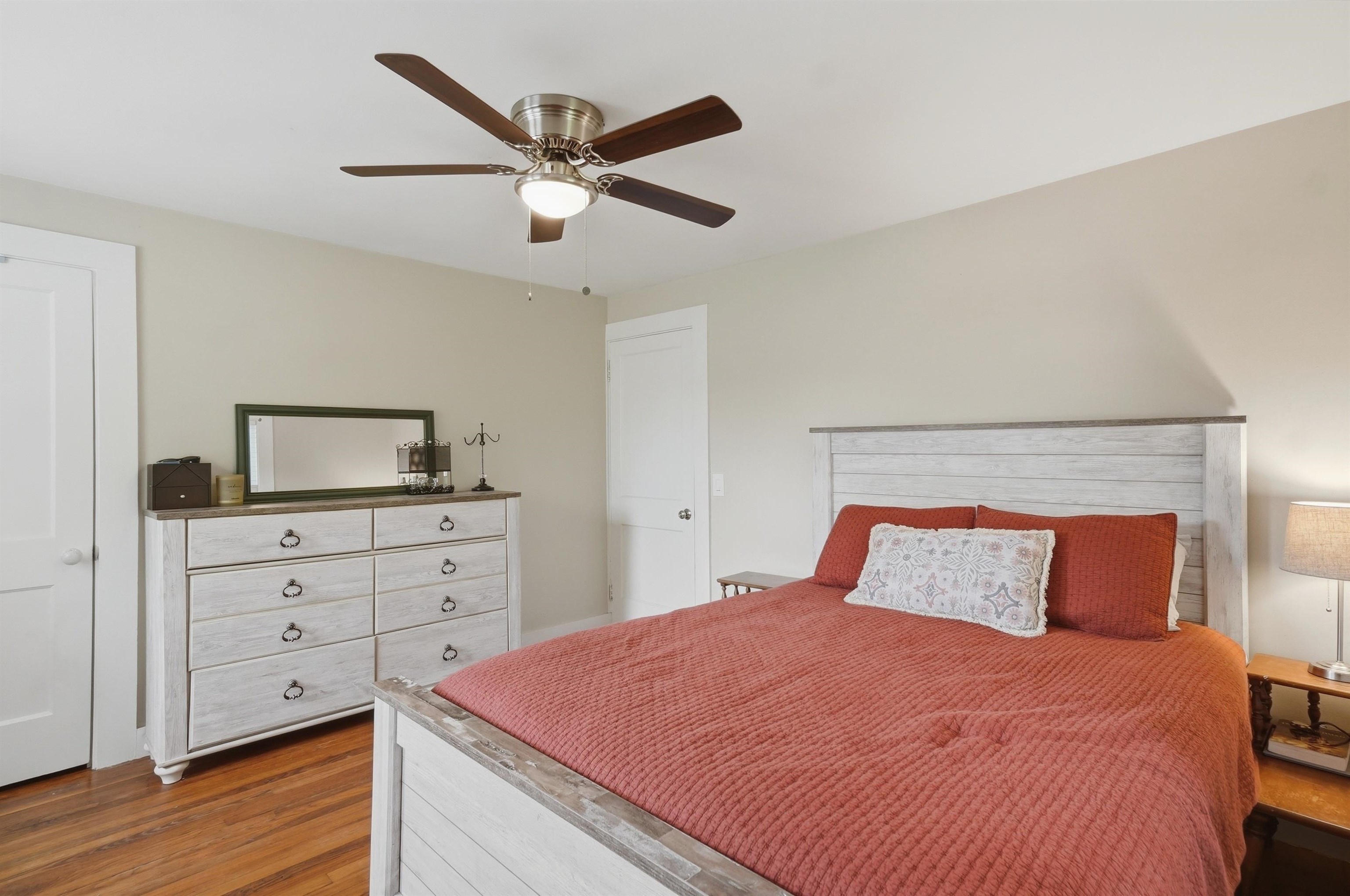 40 Mcguigan Ave, Manchester, NH 03103