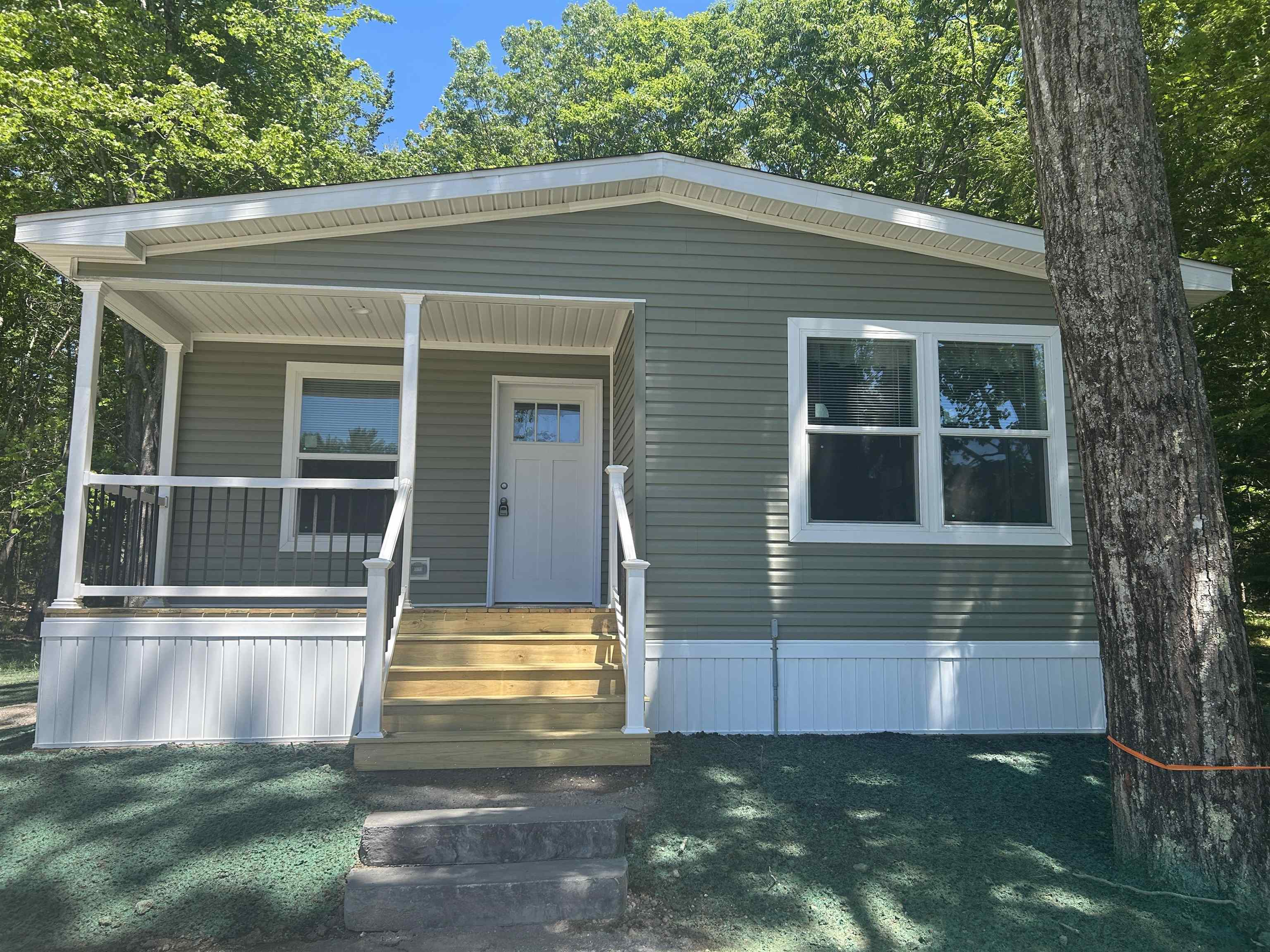 6 Country Ridge Pk, Rochester, NH 03867-4505