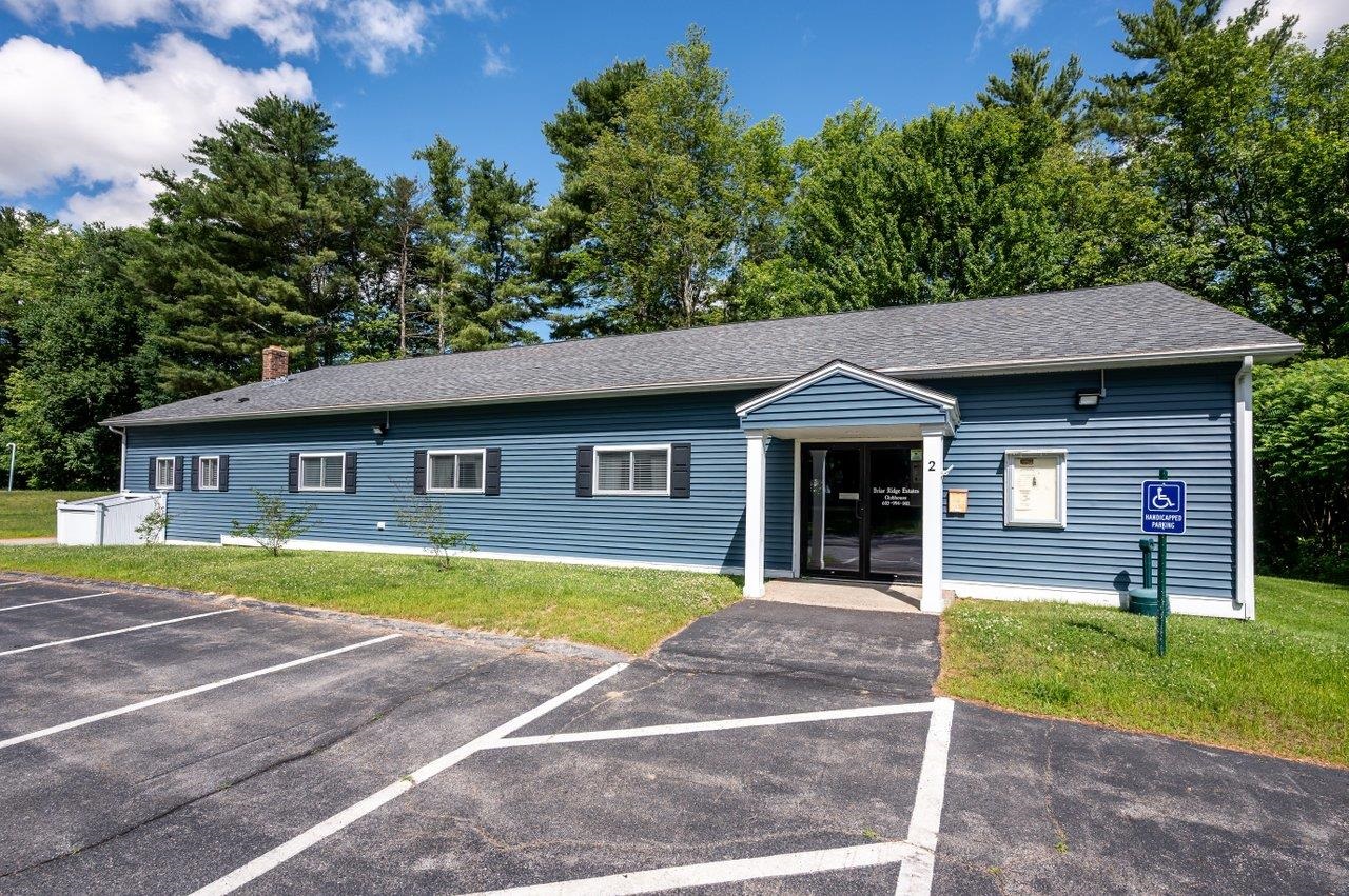 51 Cormier Dr, Rochester, NH 03867