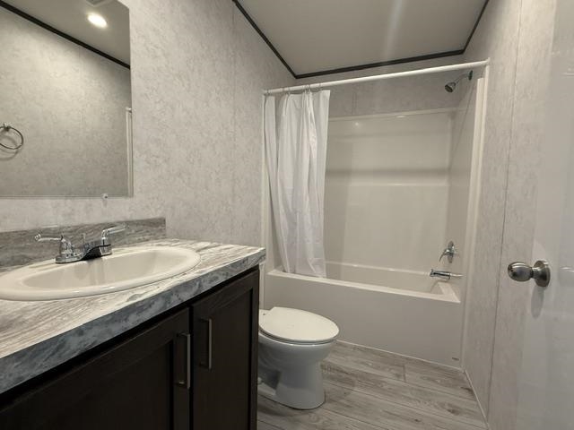 13 Noble Pl, Londonderry, NH 03053