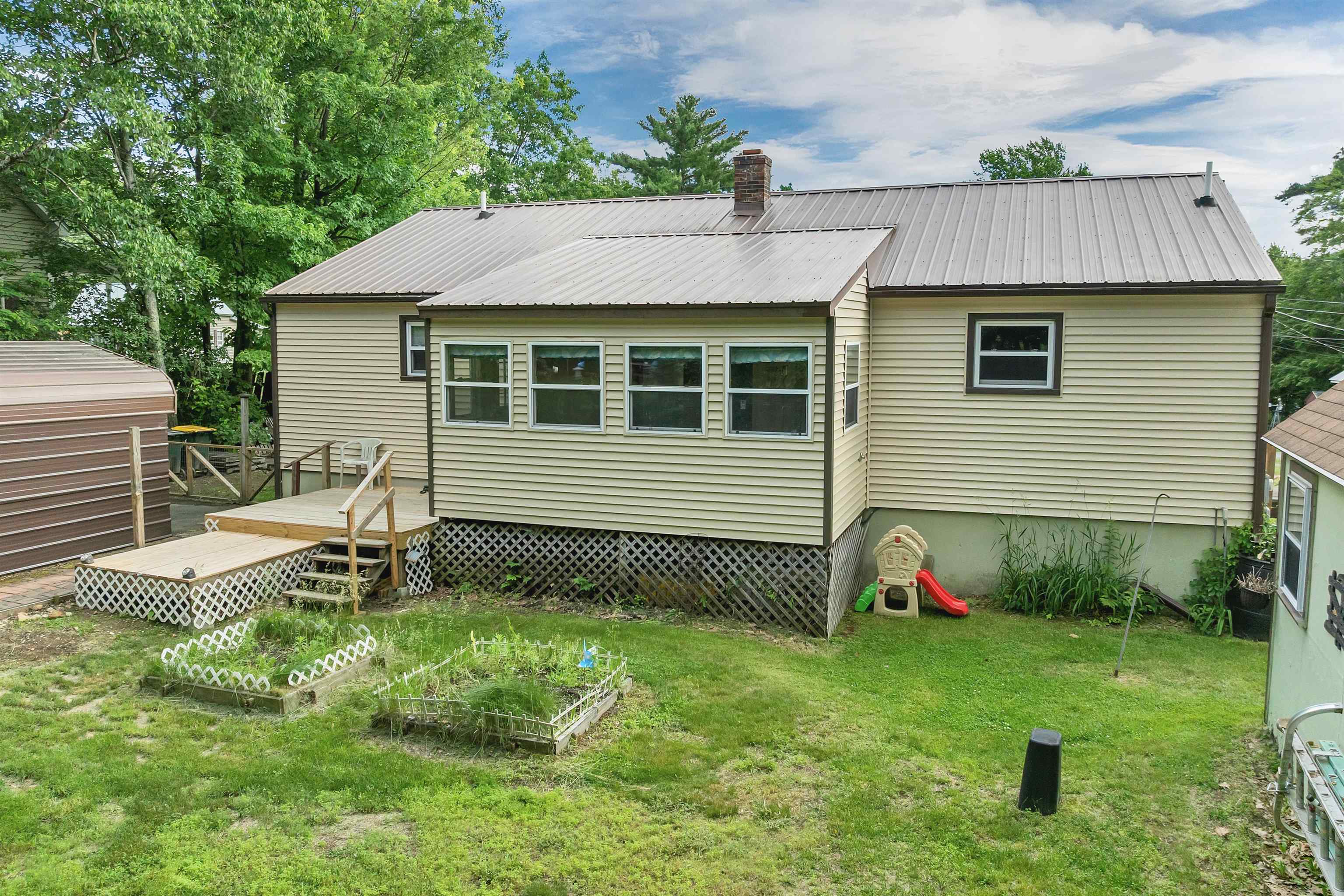 244 Pine Street Extension, Laconia, NH 03246