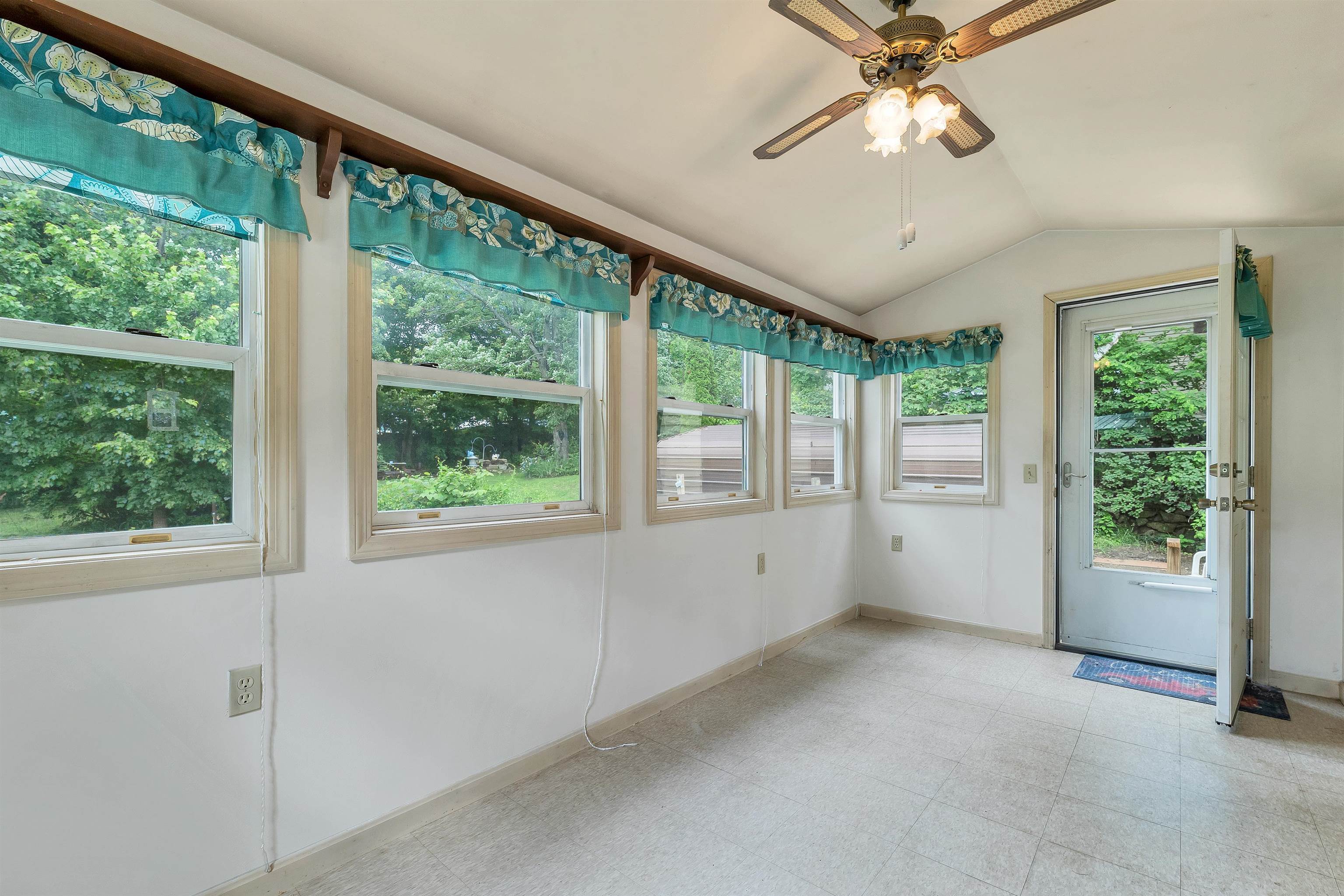 Homes for sale in Laconia, NH | 244 Pine Street Extension, Laconia, NH 03246 | MLS# 5095244
