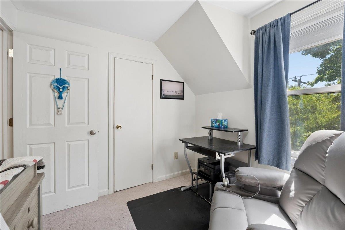 7 Gold St, Manchester, NH 03103