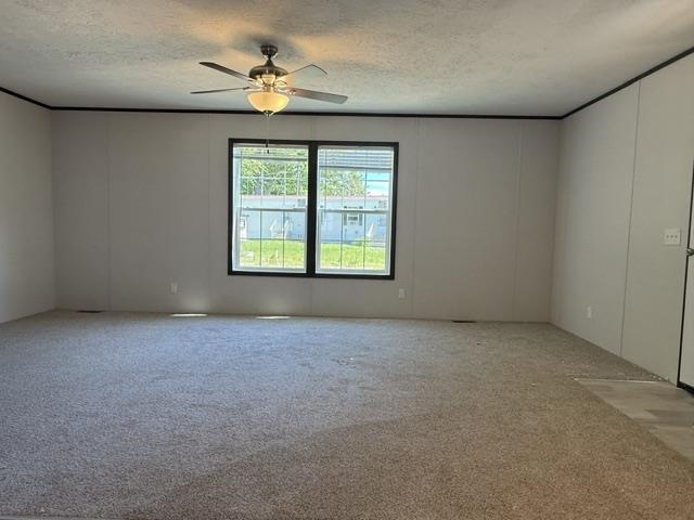 70 Norwich Pl, Londonderry, NH 03053