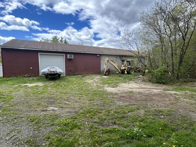 219 Main St, Sandown, NH 03873