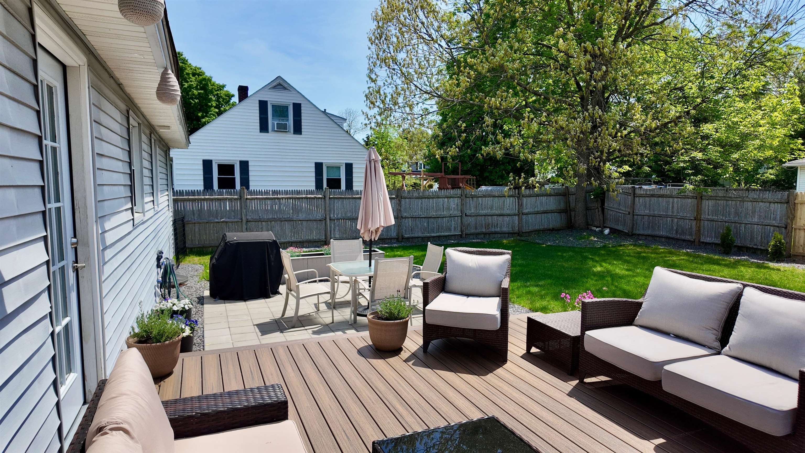 21 Hayden St, Nashua, NH 03060