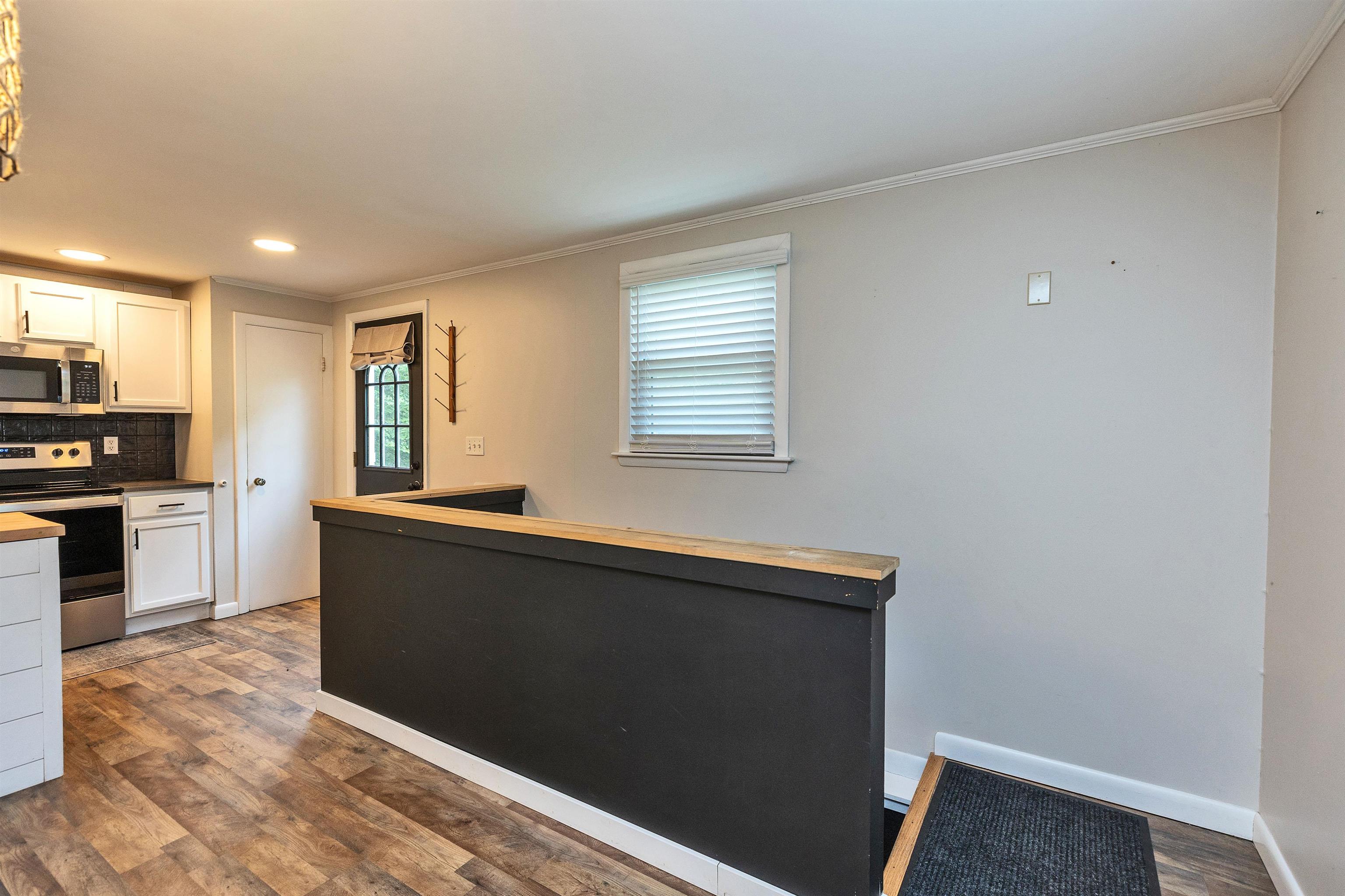 29 Goyette Dr, Peterborough, NH 03458