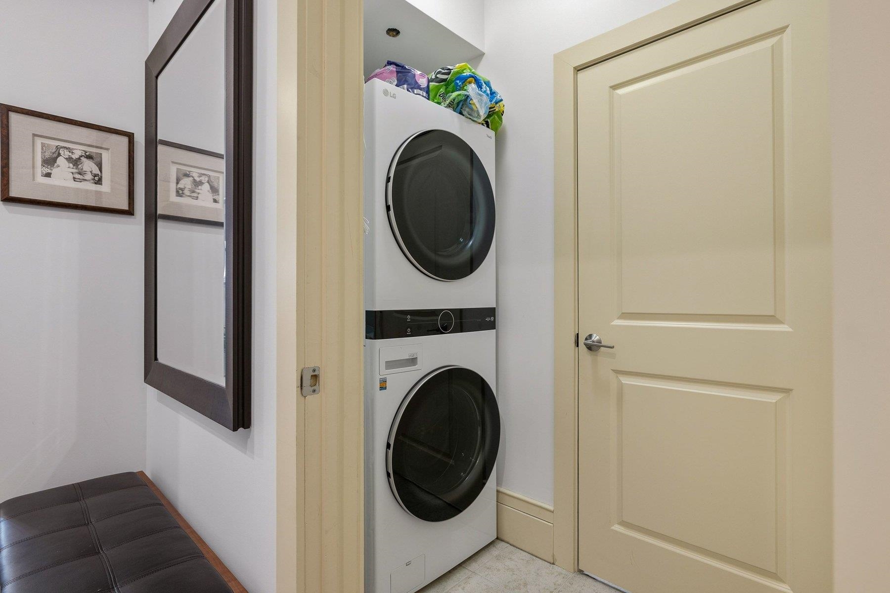 51 Islington St #201, Portsmouth, NH 03801