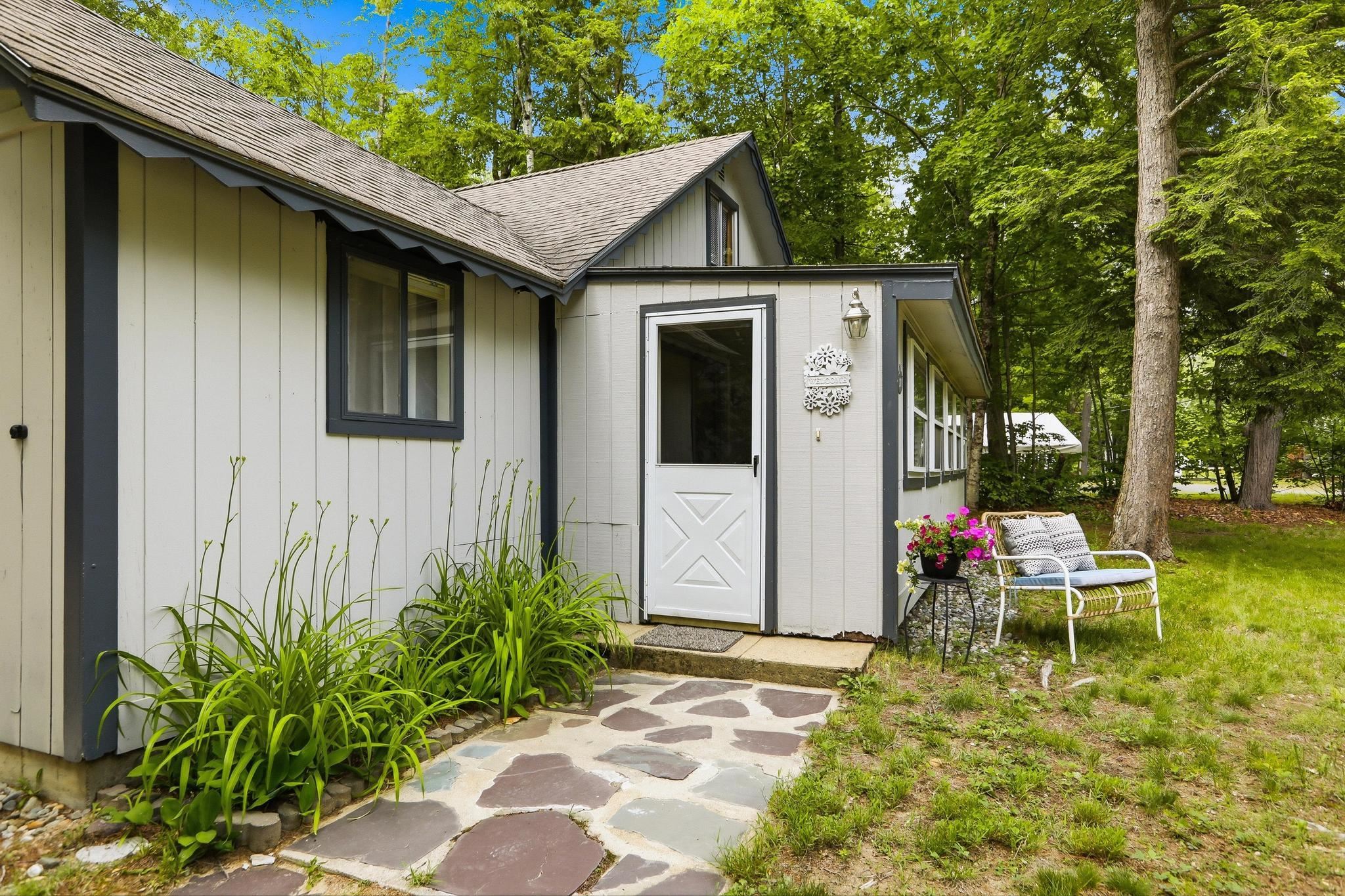 200 Paradise Dr, Moultonborough, NH 03254