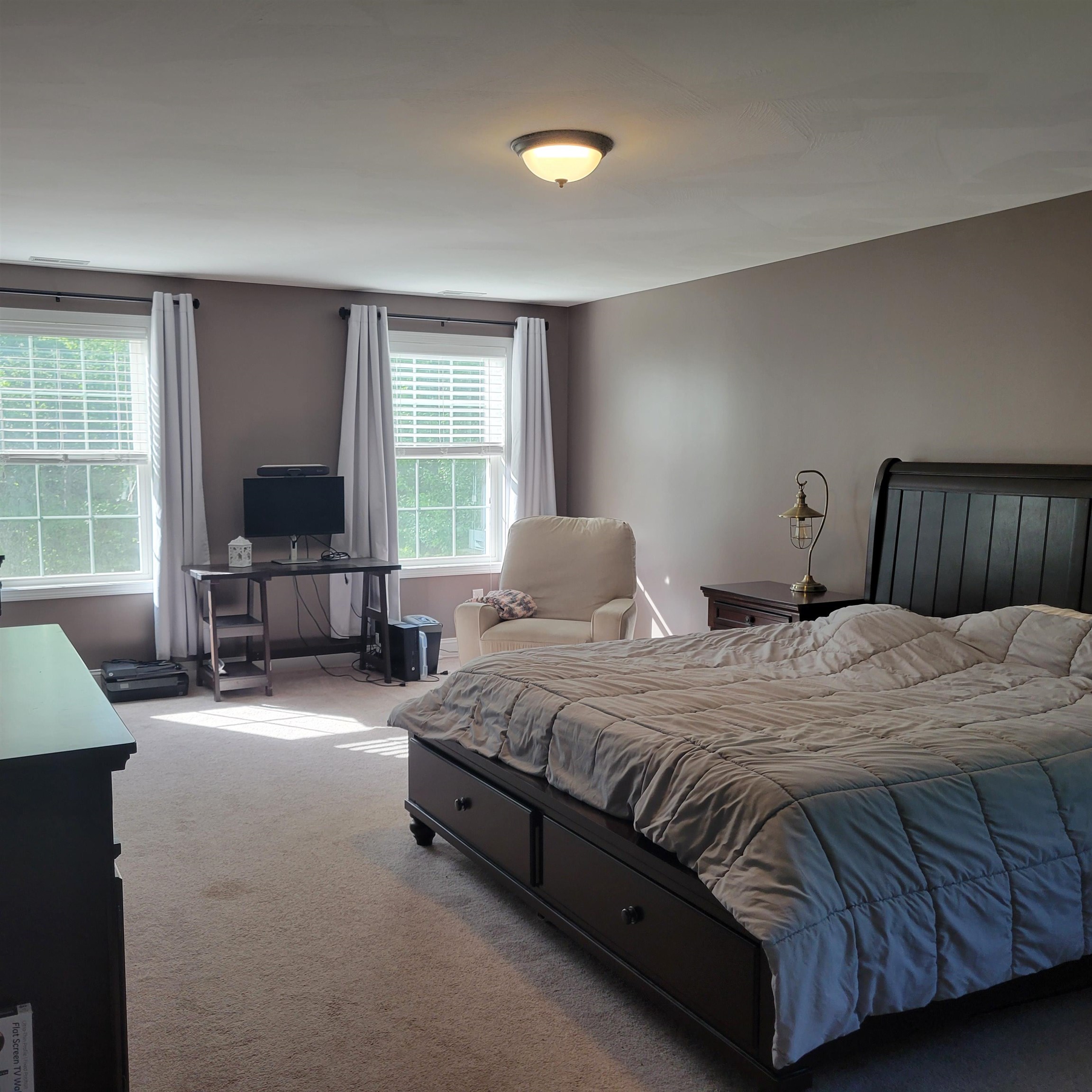 15 Town Farm Rd, Chester, NH 03036