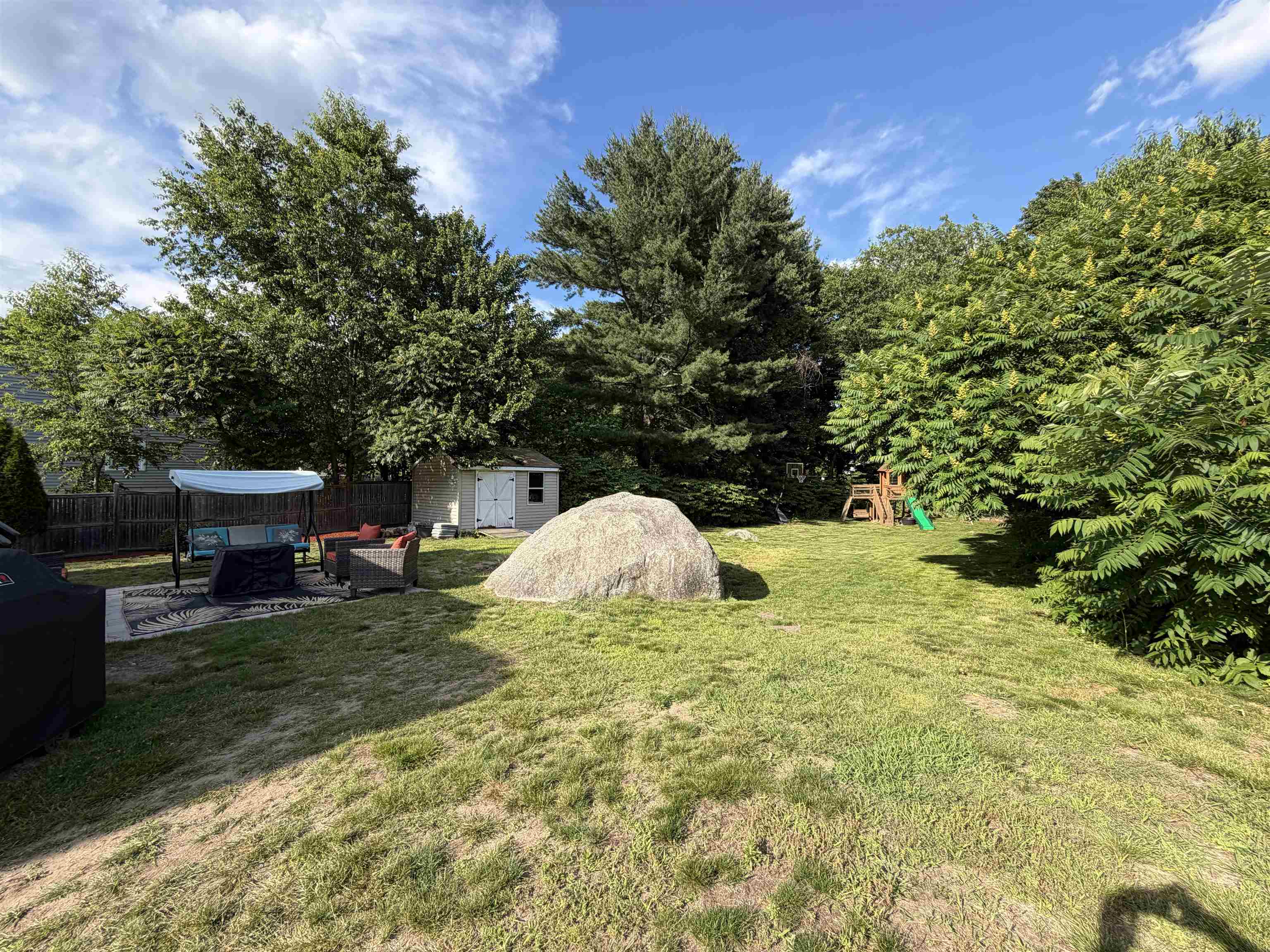 121 Michigan Ave, Manchester, NH 03104