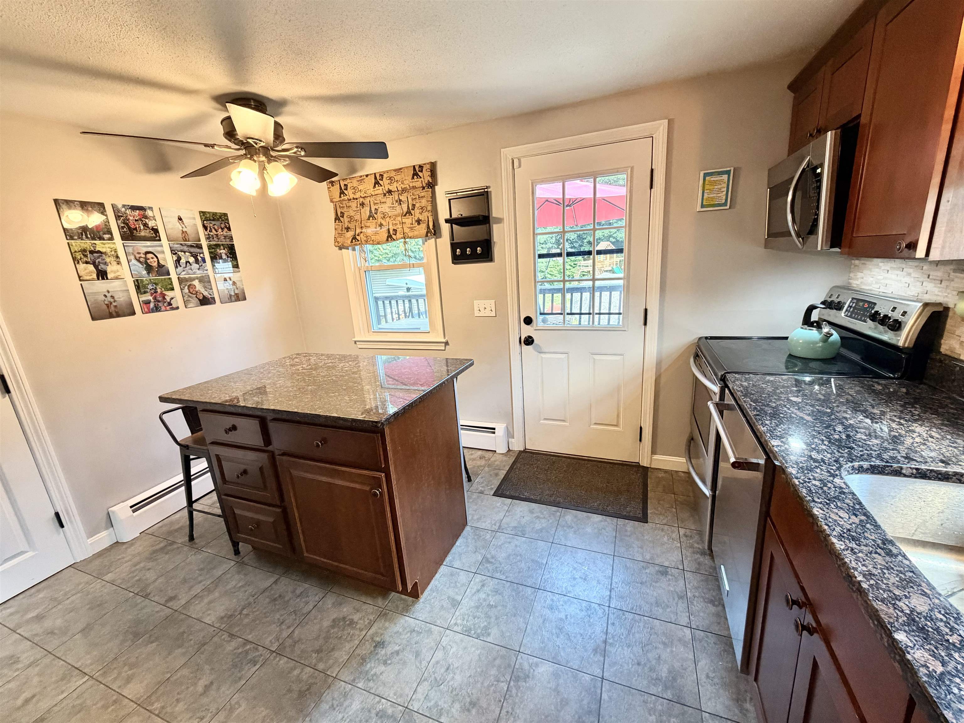 121 Michigan Ave, Manchester, NH 03104