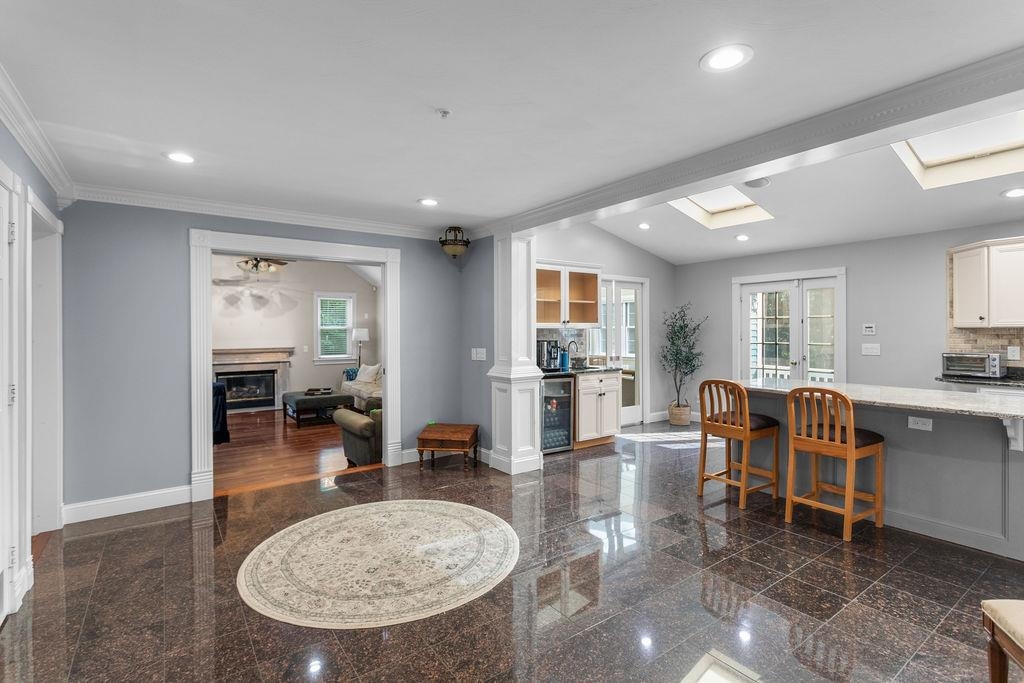 7 Jenny Hill Ln, Nashua, NH 03062