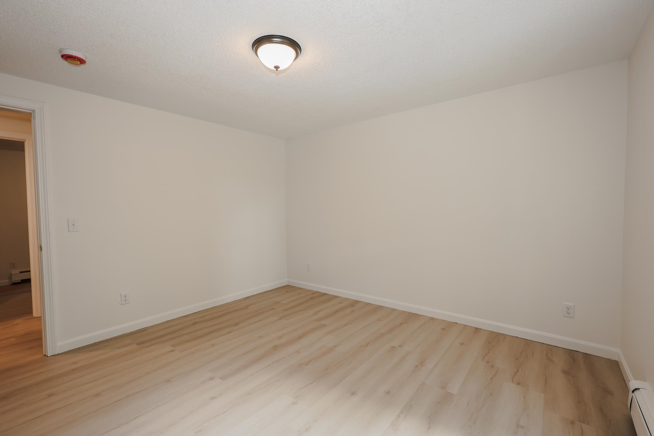 50 Great Hill Rd, Newmarket, NH 03857