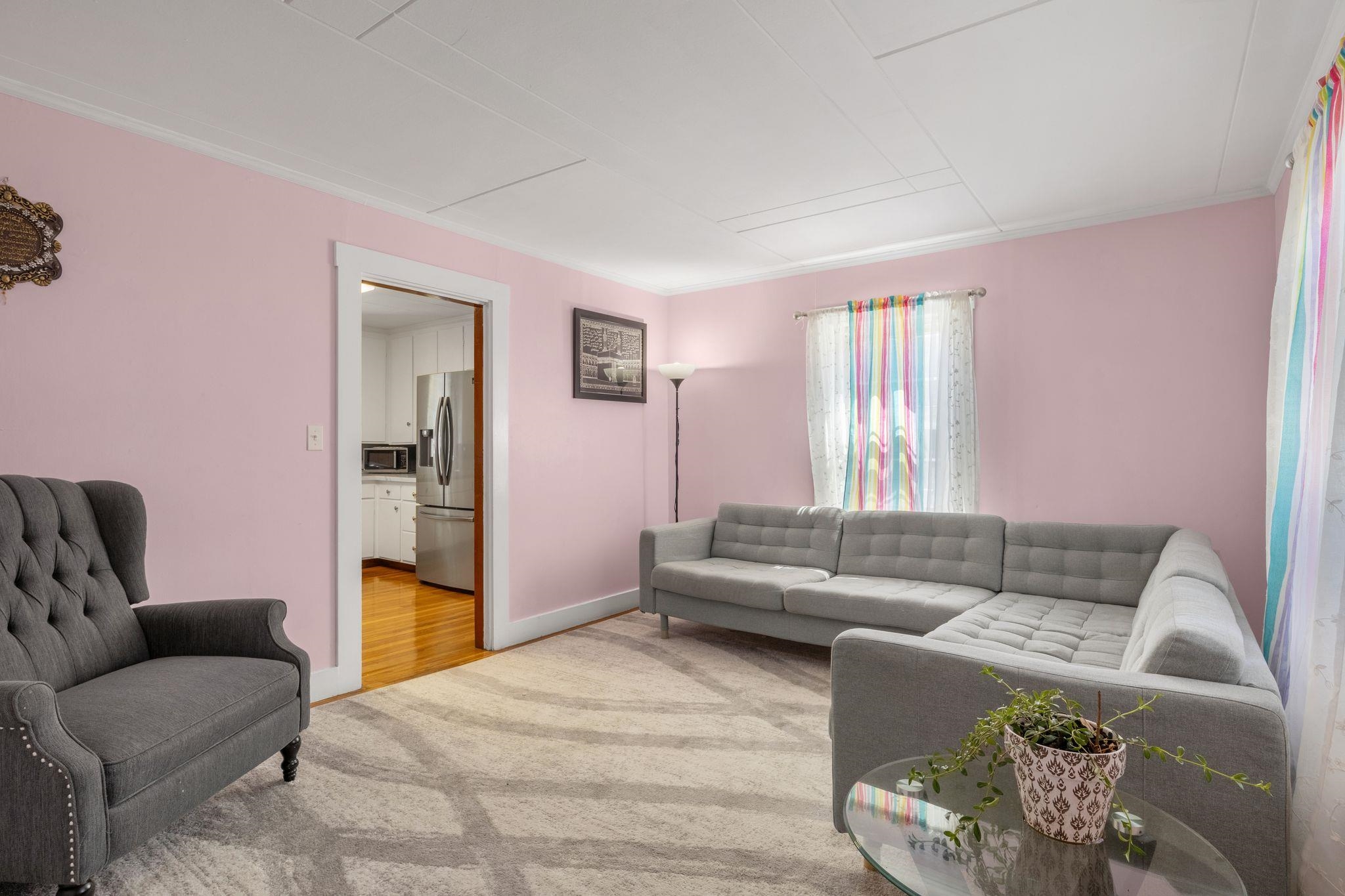 352 High St, Somersworth, NH 03878