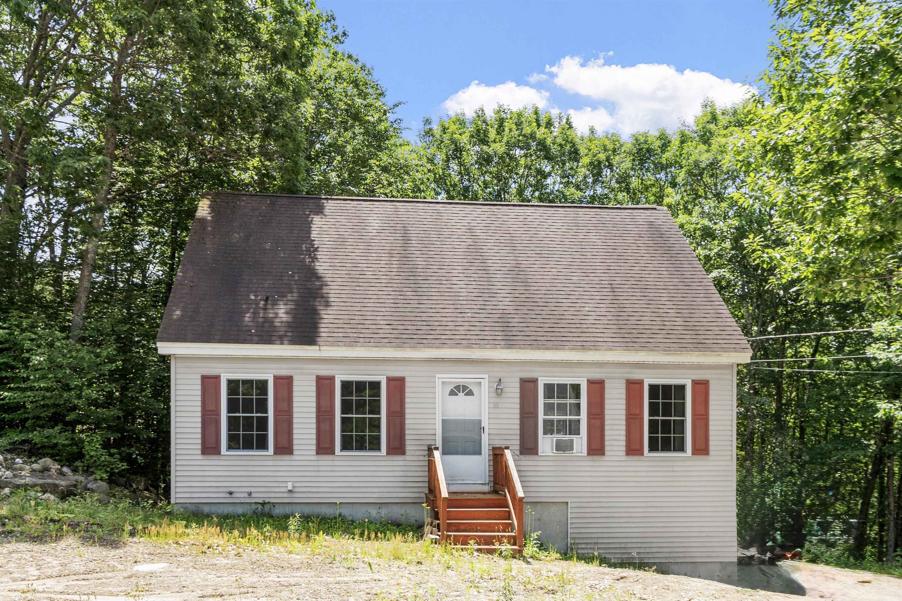 22 Franconia Dr, New Durham, NH 03855