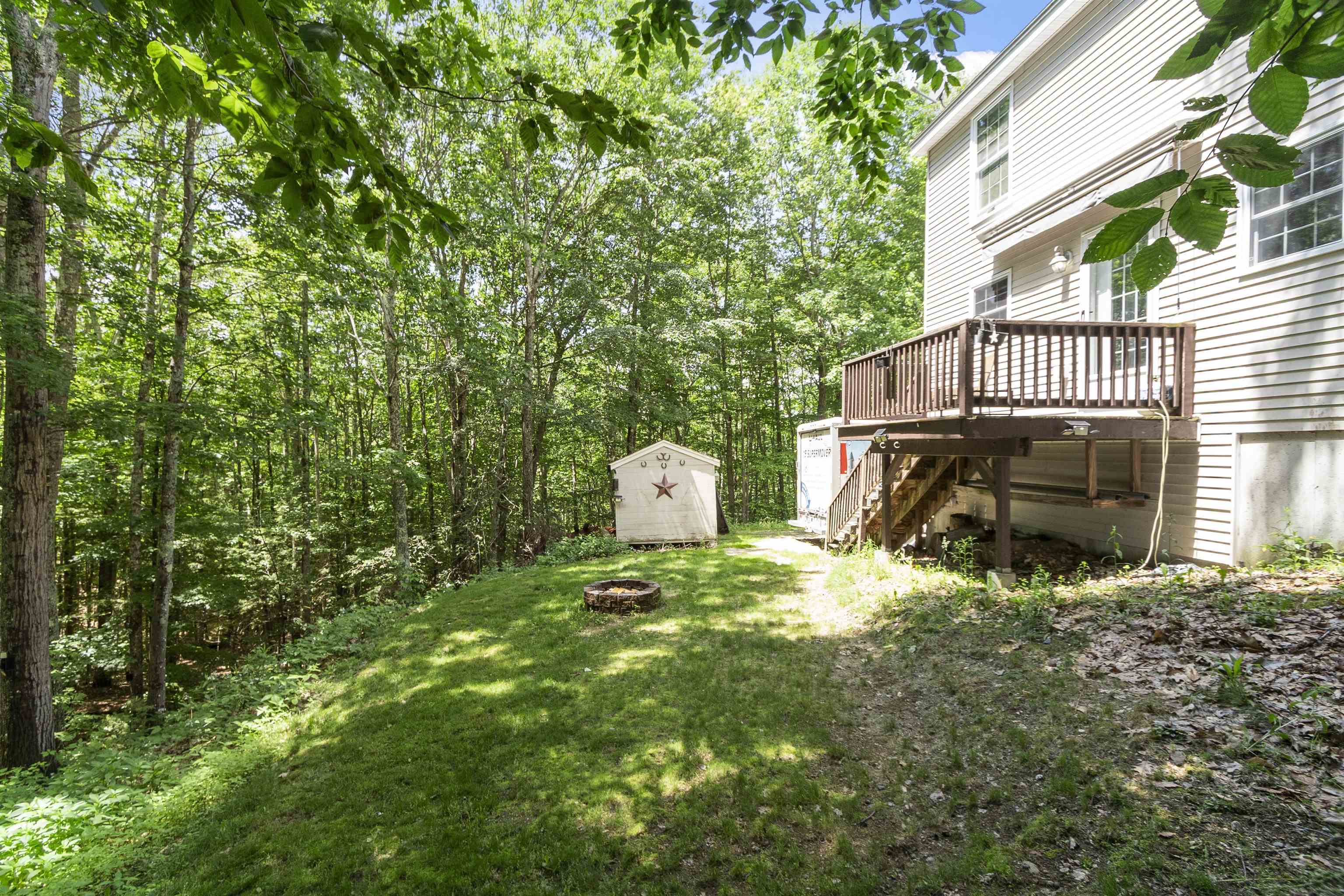 22 Franconia Dr, New Durham, NH 03855