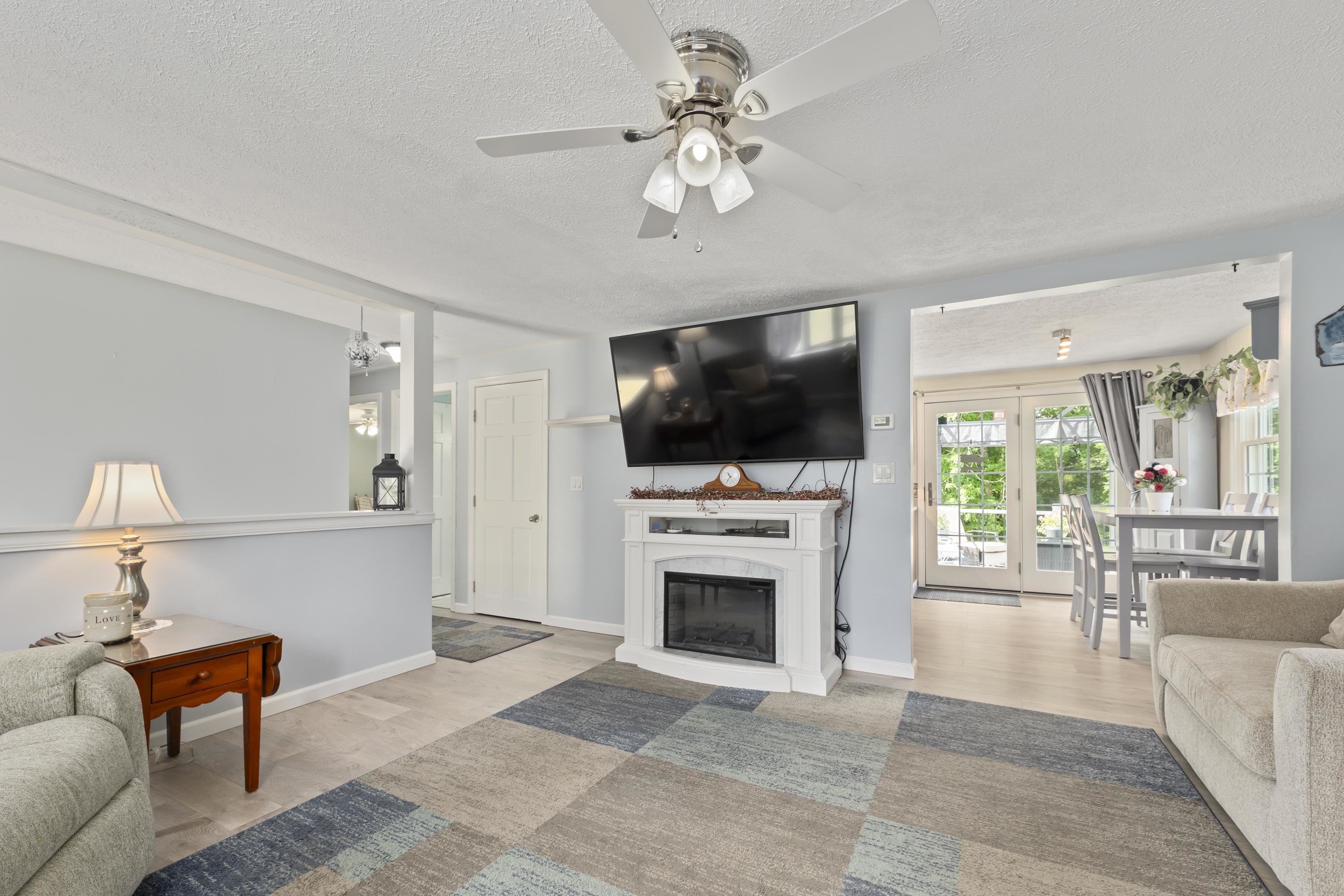 152 Flagg Rd, Rochester, NH 03839