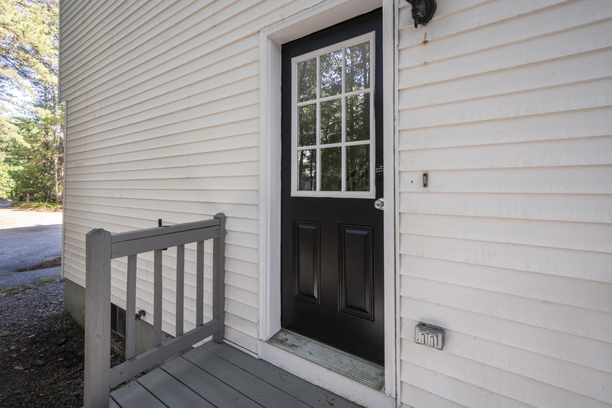 9 Cub Cir #12, Amherst, NH 03031
