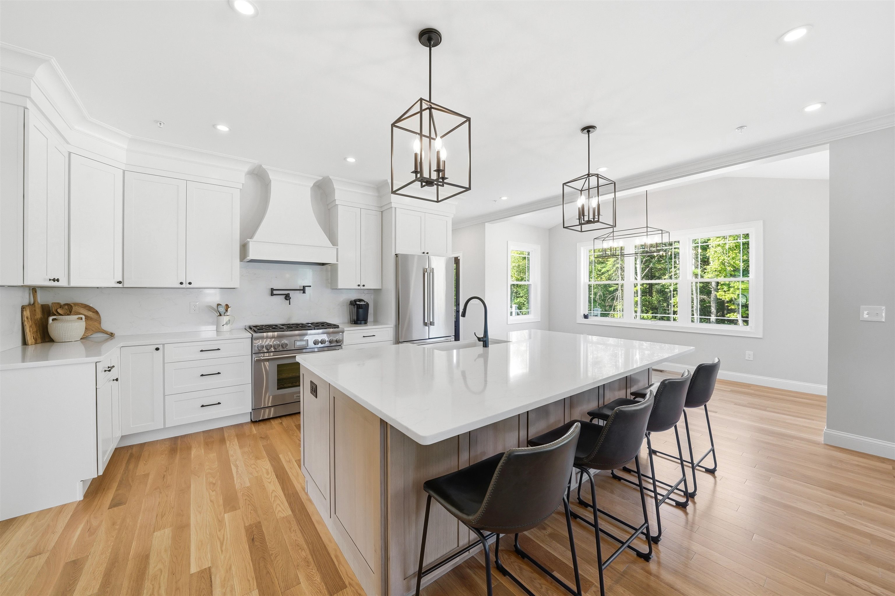 17 Carmel Rd, Pelham, NH 03076