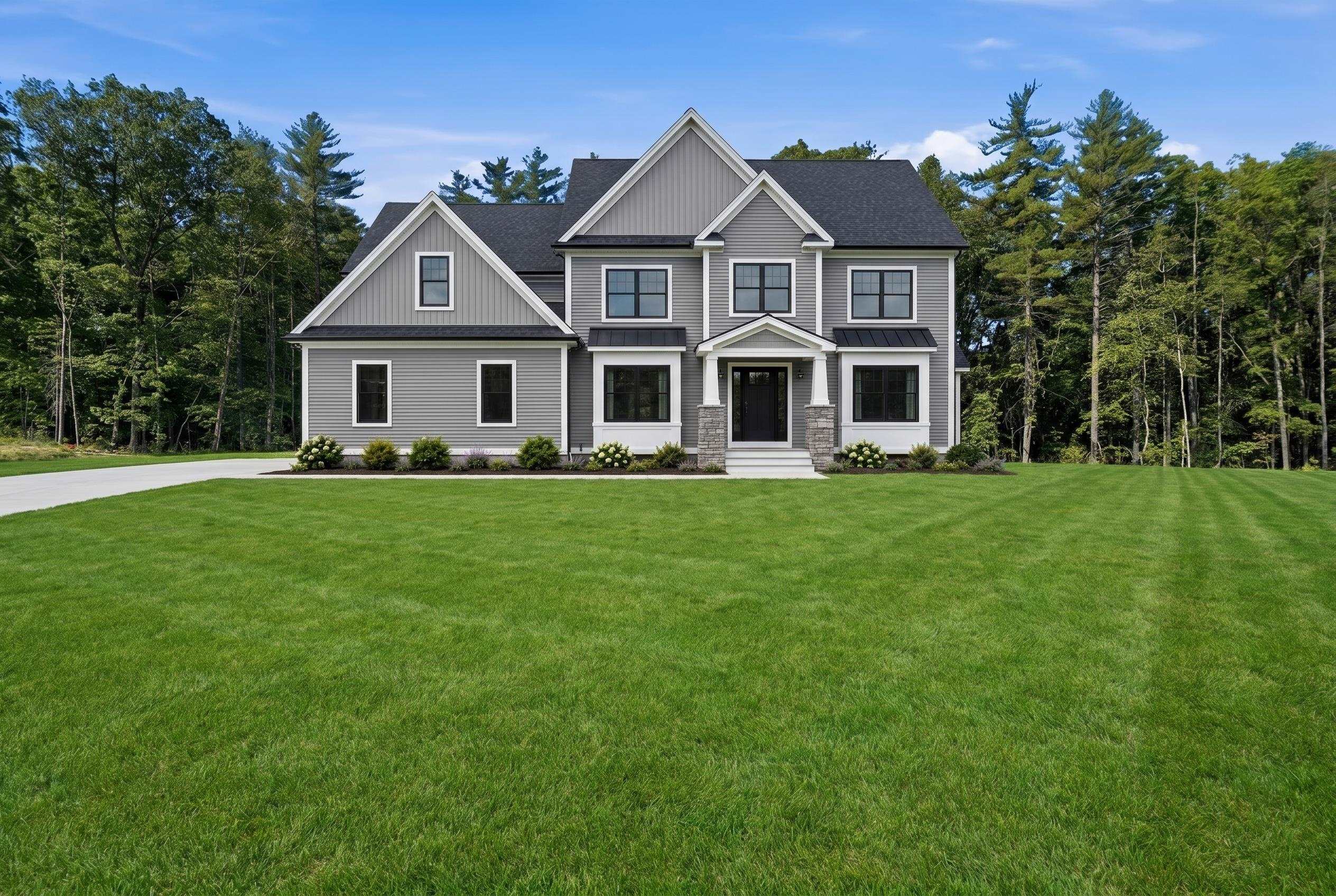 17 Carmel Rd, Pelham, NH 03076