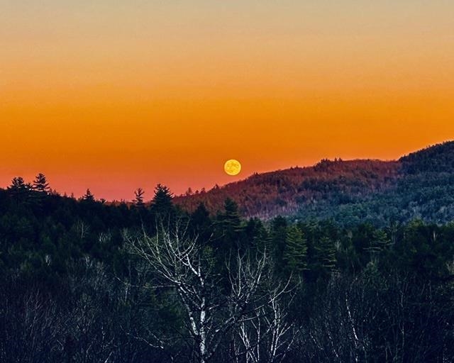 20-24 Crest Ln, Madison, NH 03849