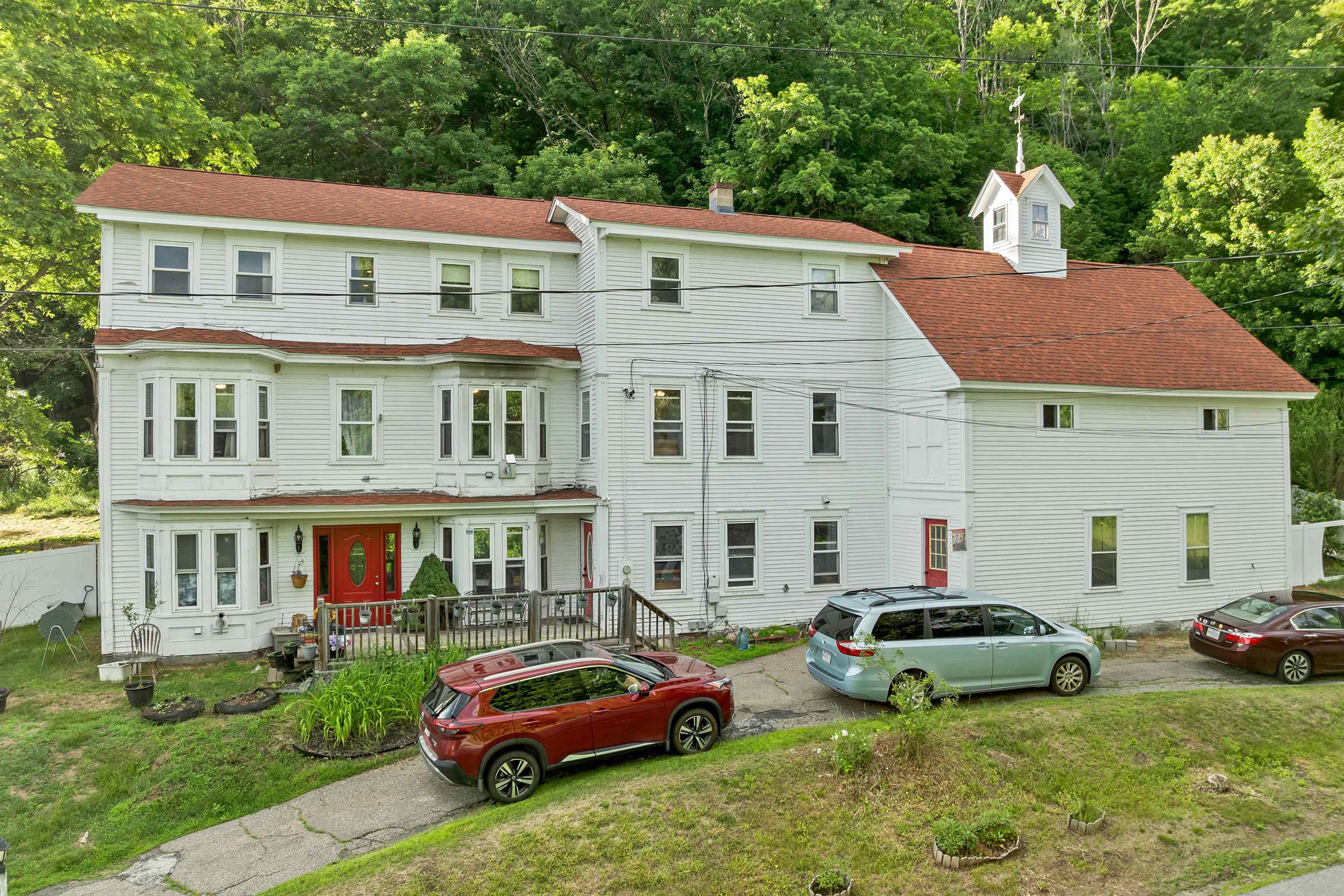 25 Cedar St, Bristol, NH 03222