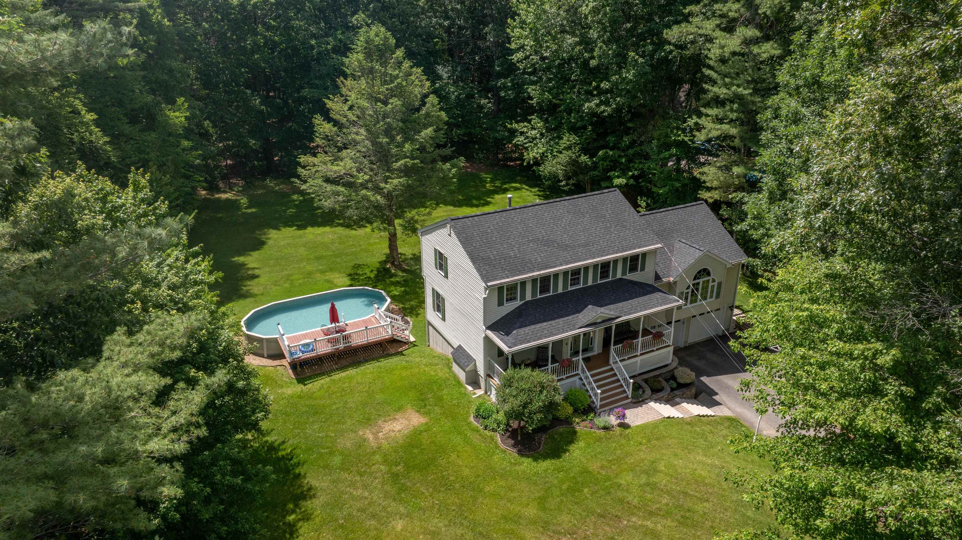 32 Kristin Dr, Derry, NH 03038