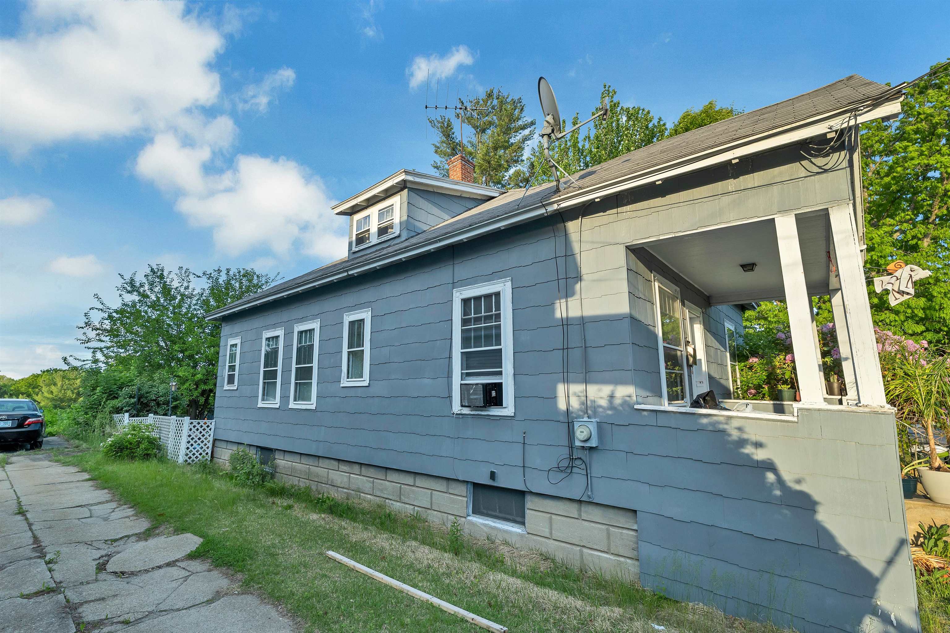 315 Mast Rd, Manchester, NH 03102