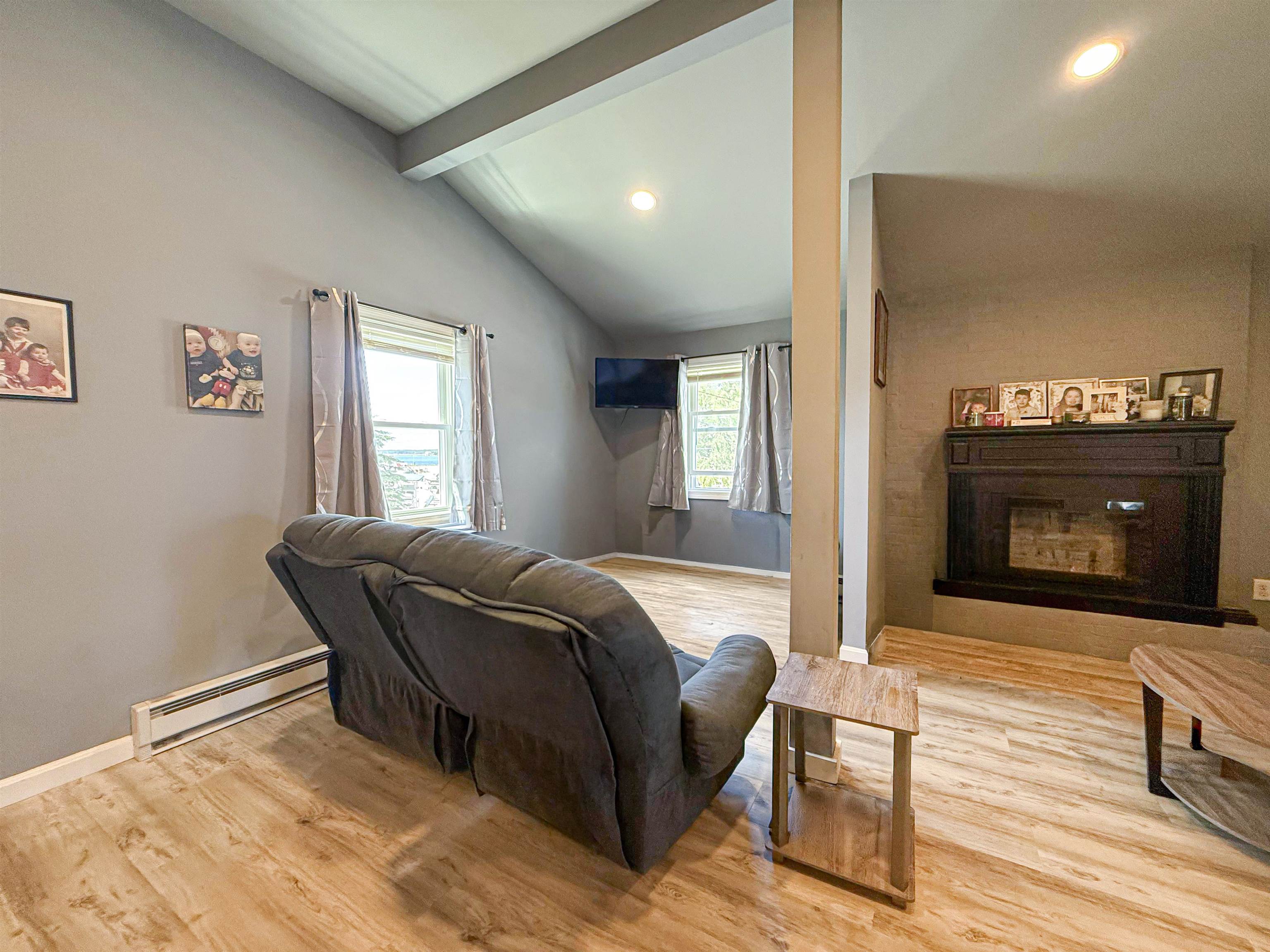 3 Harris Ave, Hampton, NH 03842
