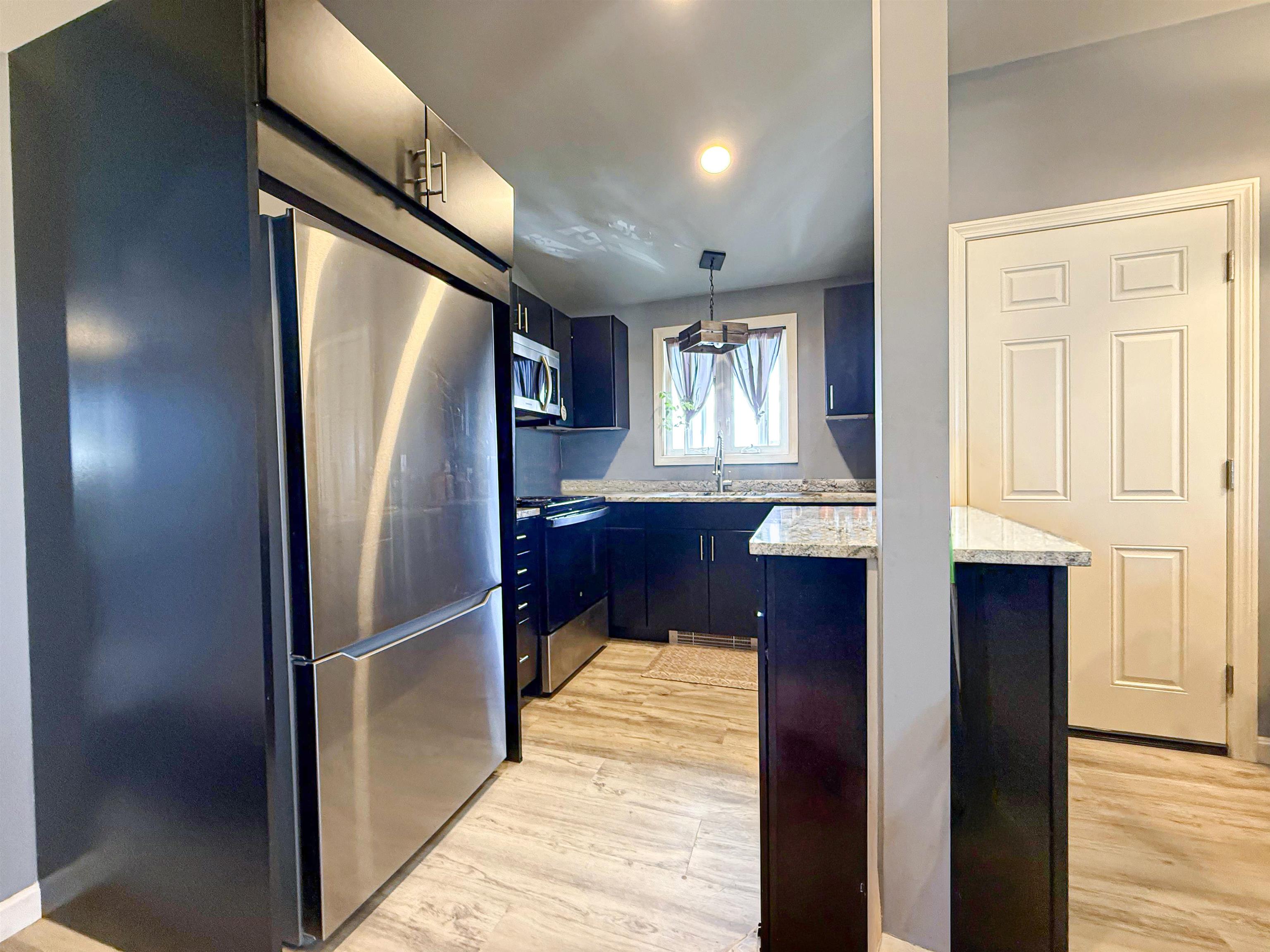 3 Harris Ave, Hampton, NH 03842