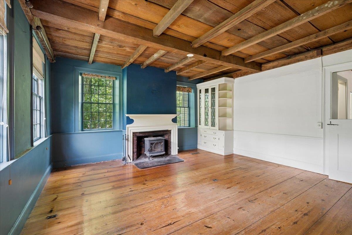 120 Main St, New Ipswich, NH 03071