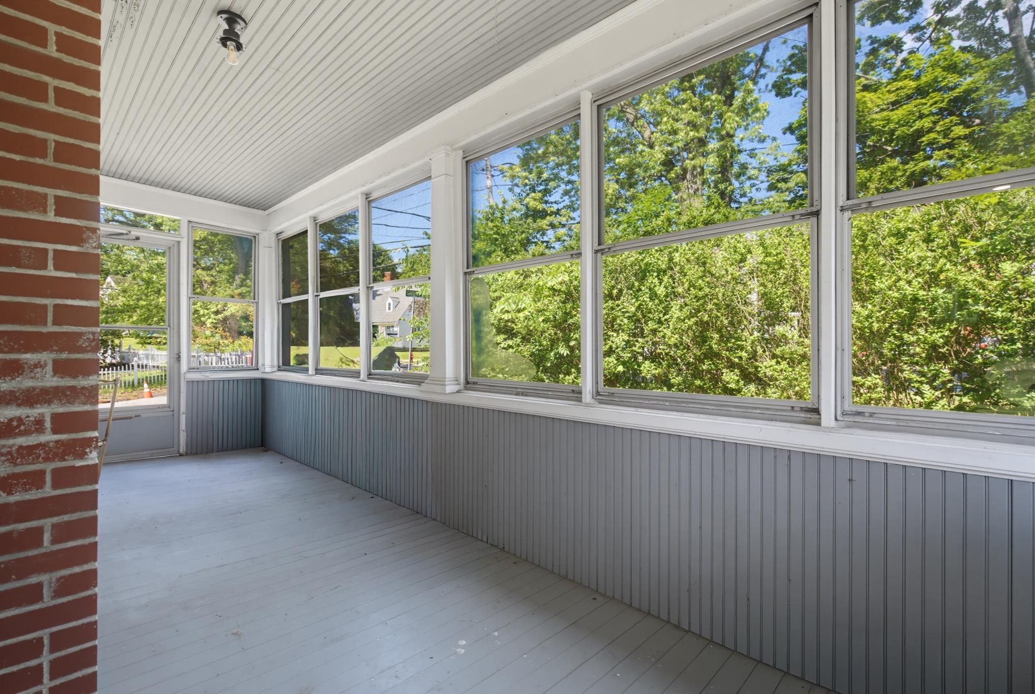 2 Garden St, Somersworth, NH 03878