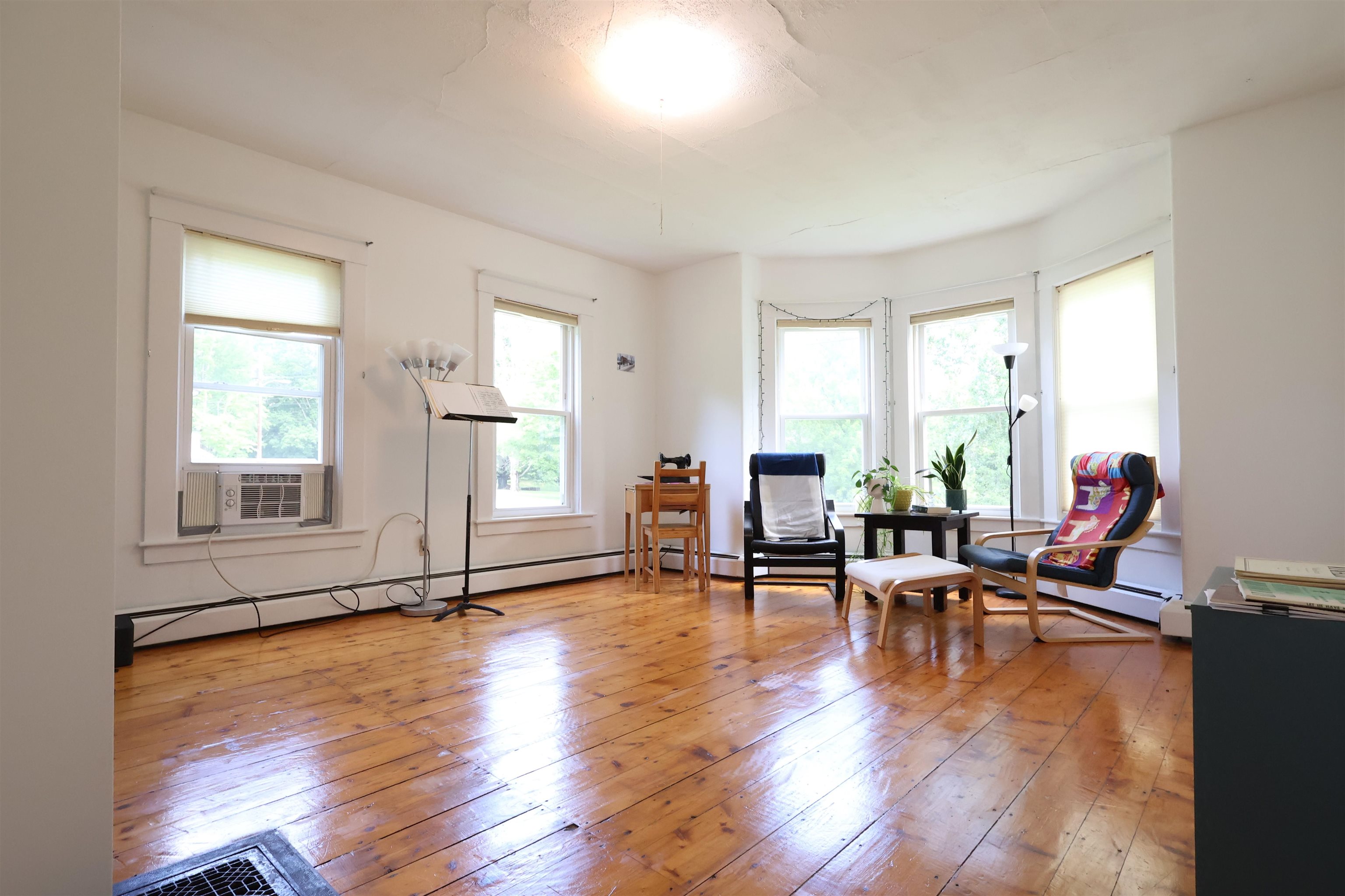 3 Wells St, Enfield, NH 03748