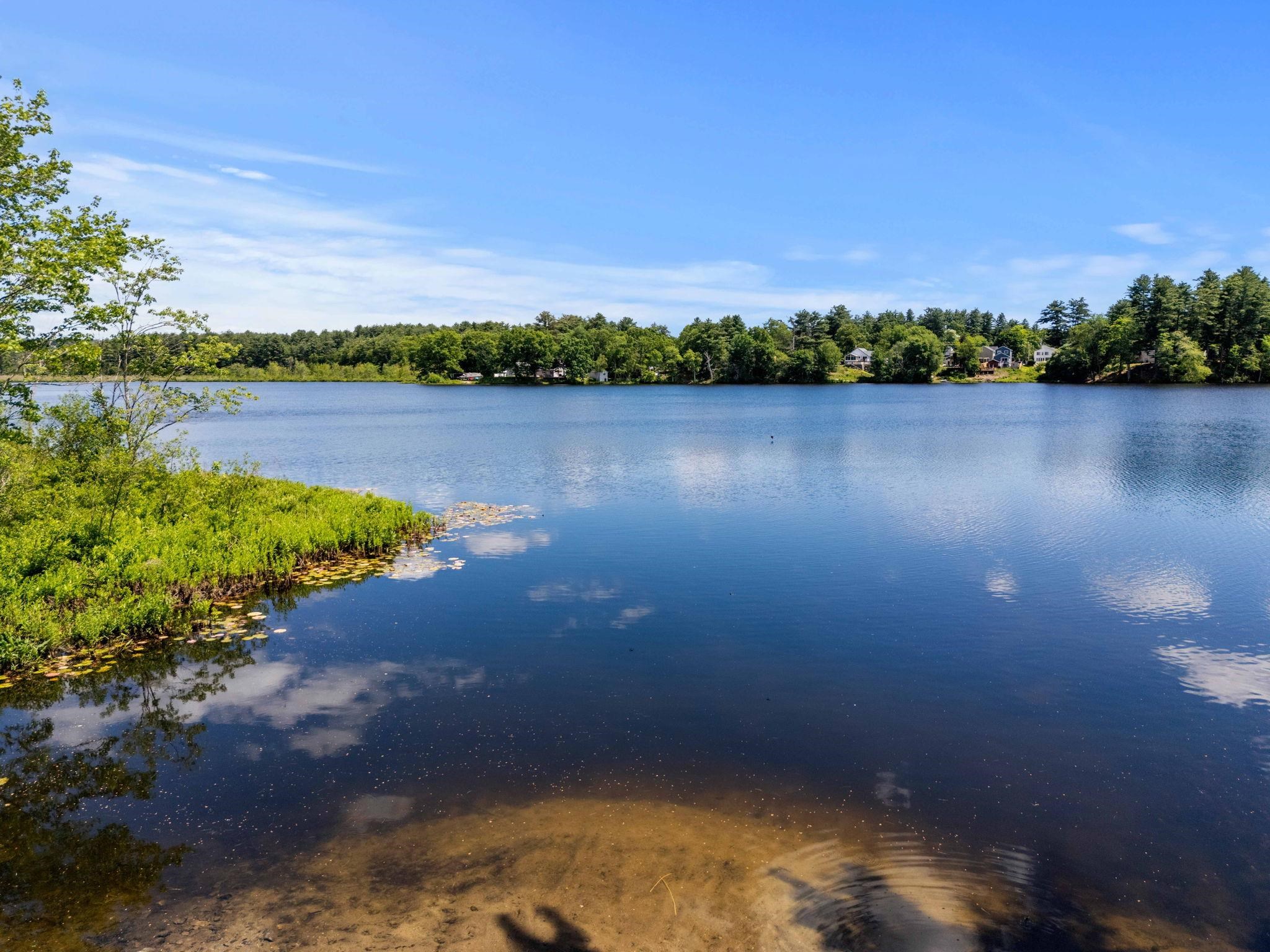 103 Highland St, Hudson, NH 03051