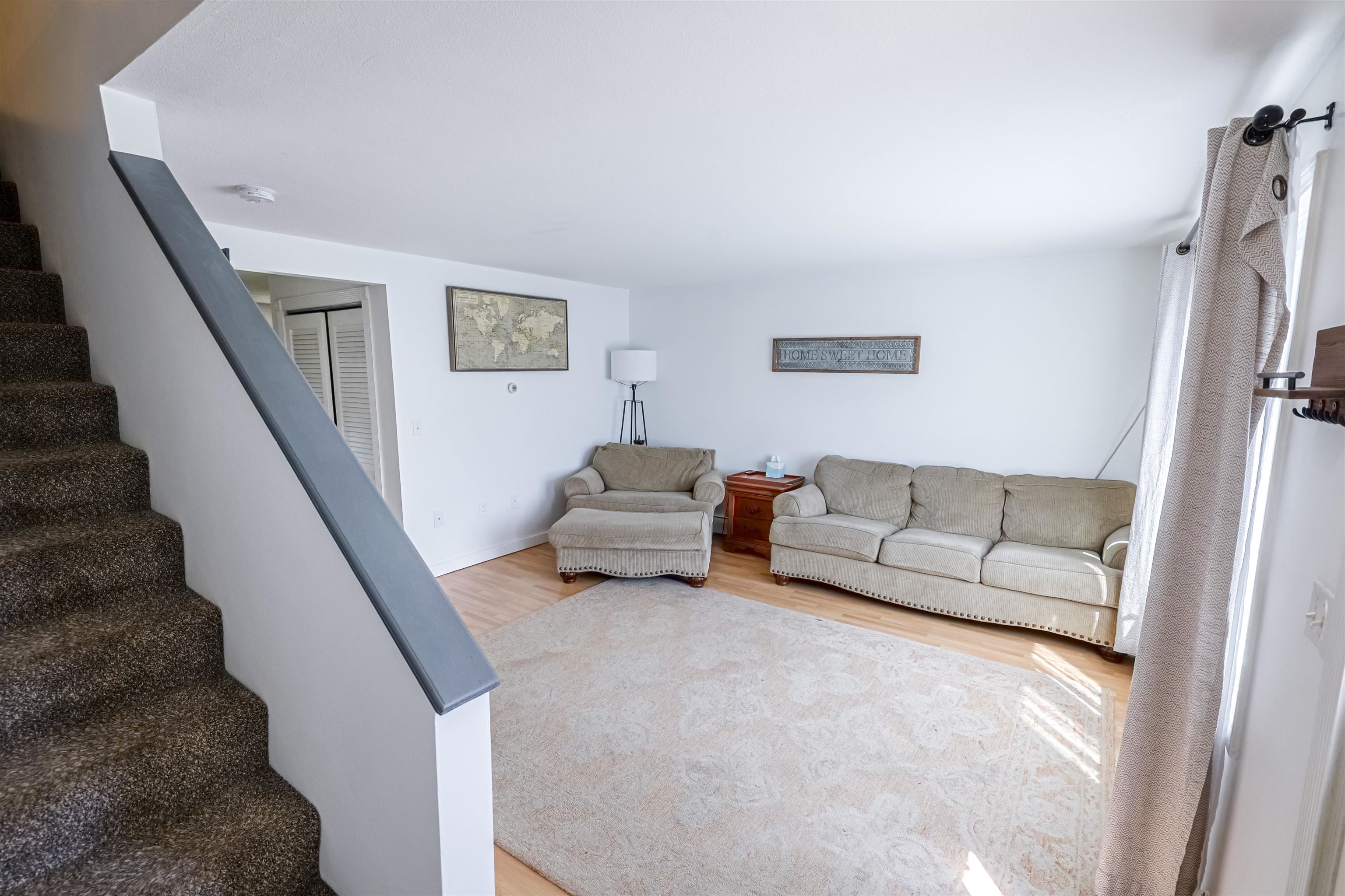 16 Auclair Ave, Manchester, NH 03102