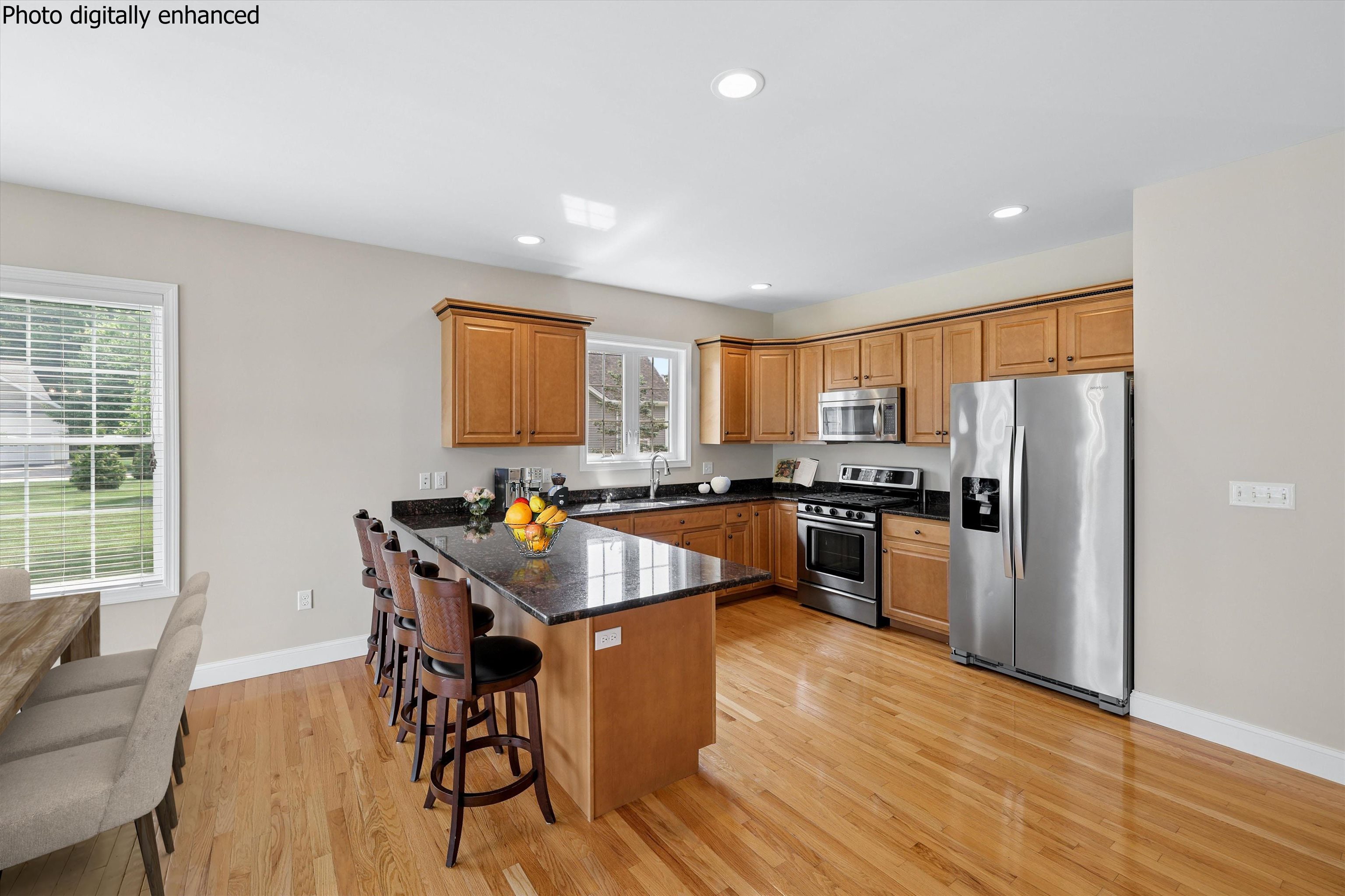 5 Davenport Dr, Londonderry, NH 03053