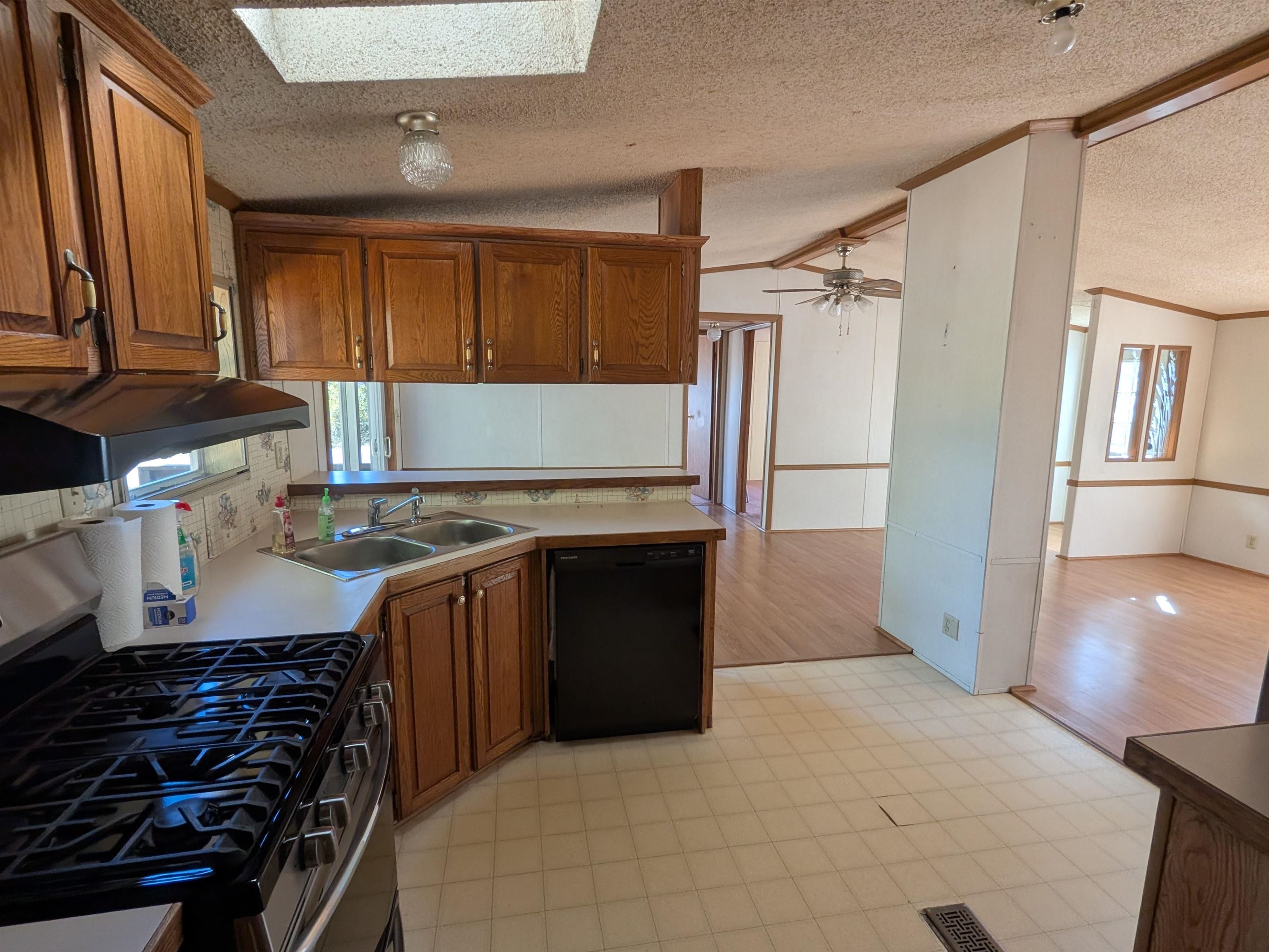 545 Elm St #34, Milford, NH 03055