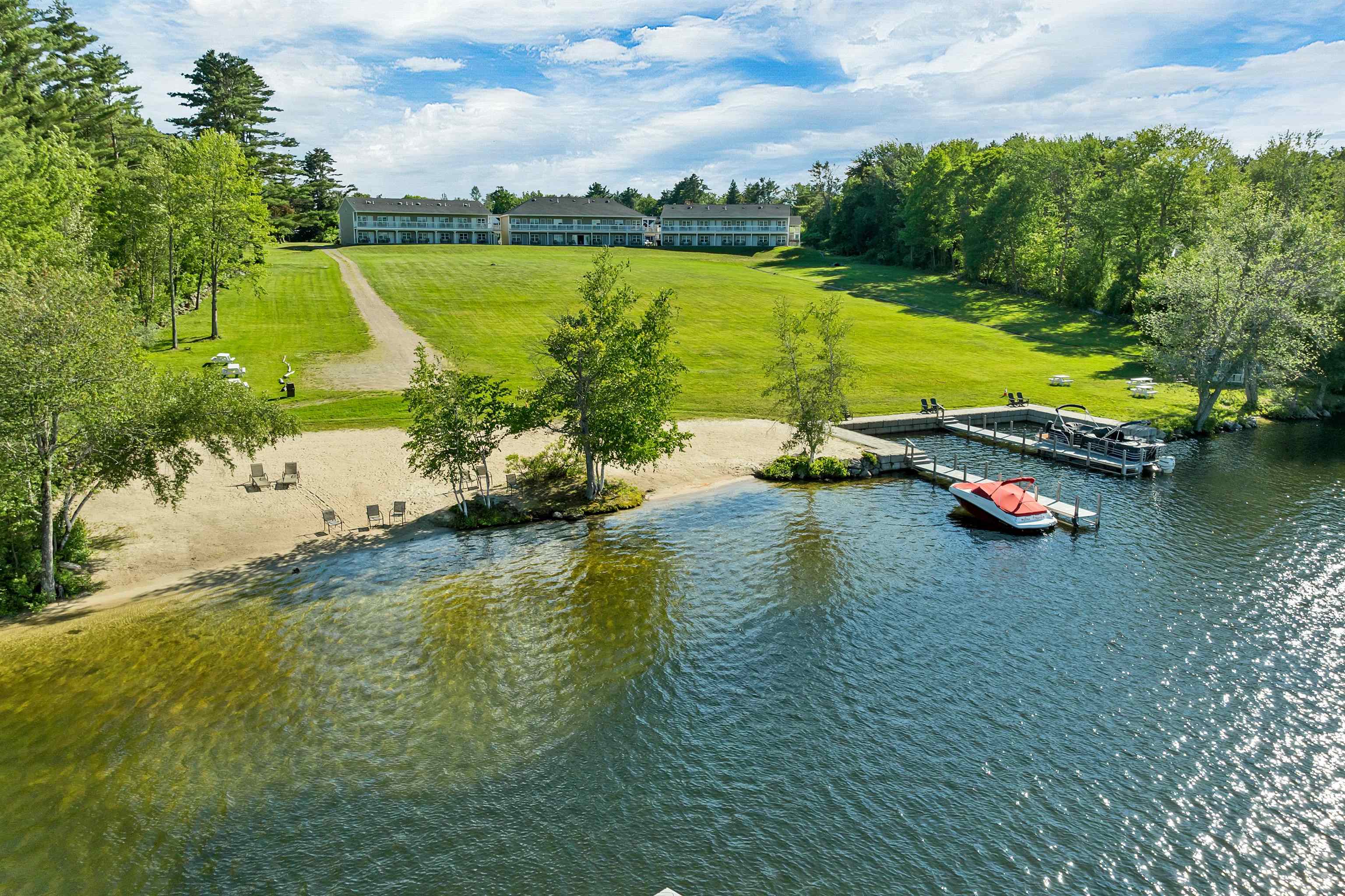 280 - 282 S Main St, Wolfeboro, NH 03894