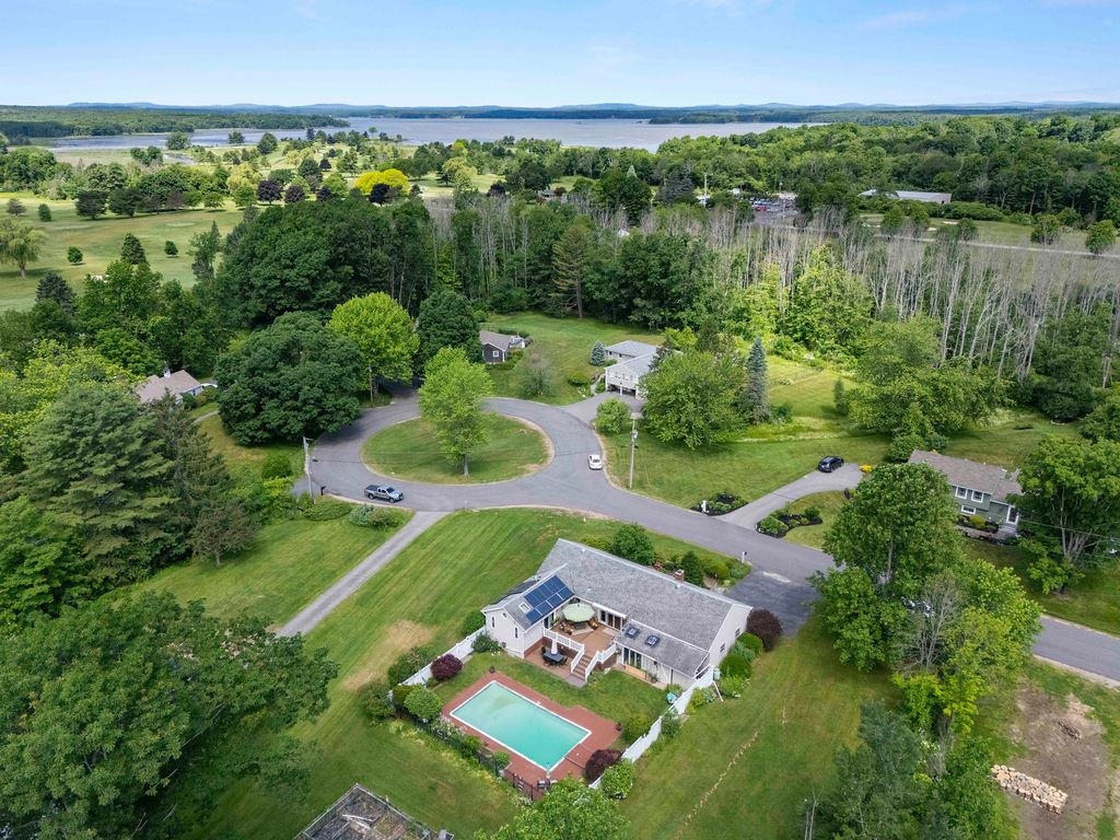 3 Fairway Dr, Greenland, NH 03840