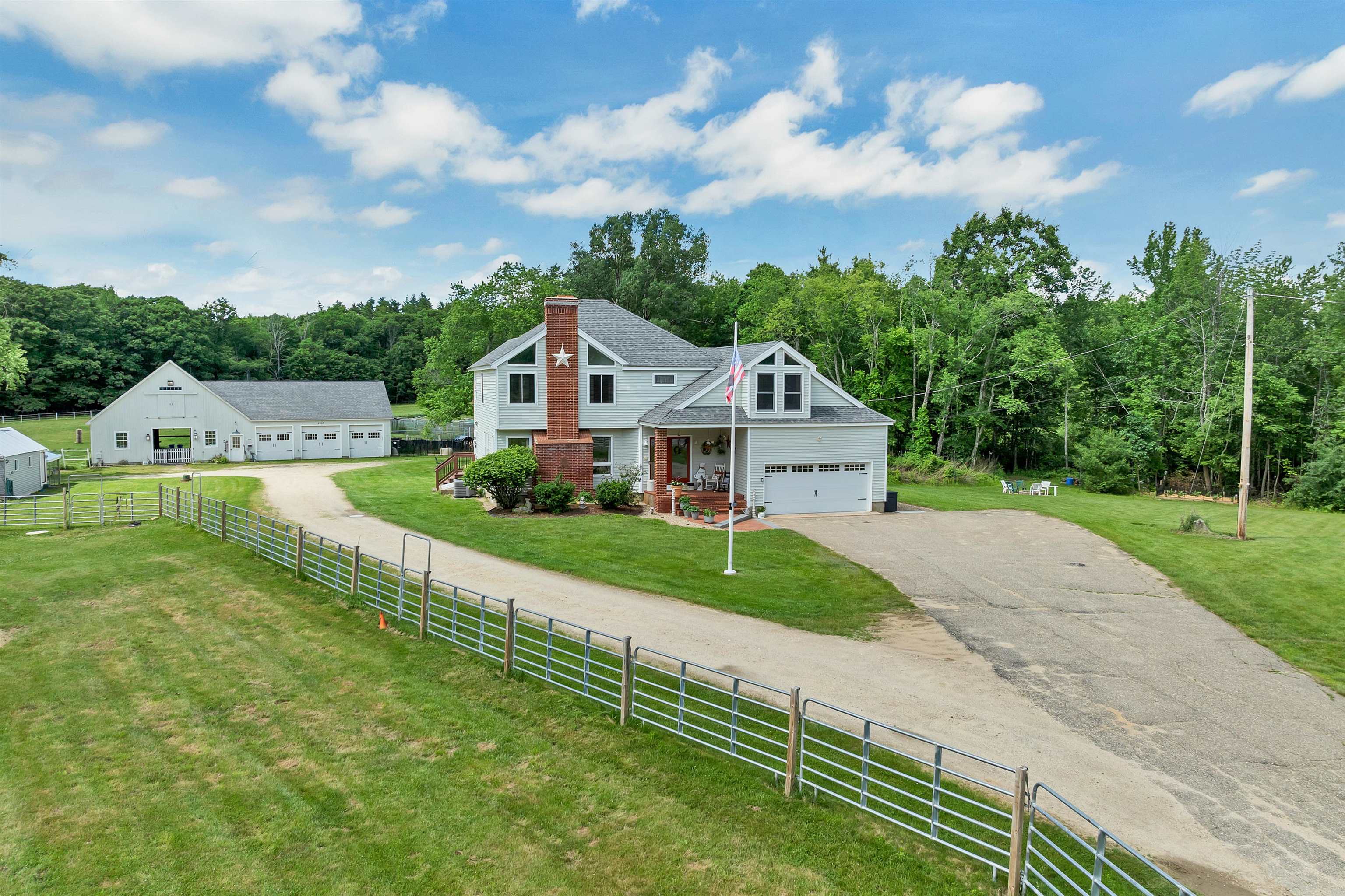 307 E Ricker Rd, Loudon, NH 03307