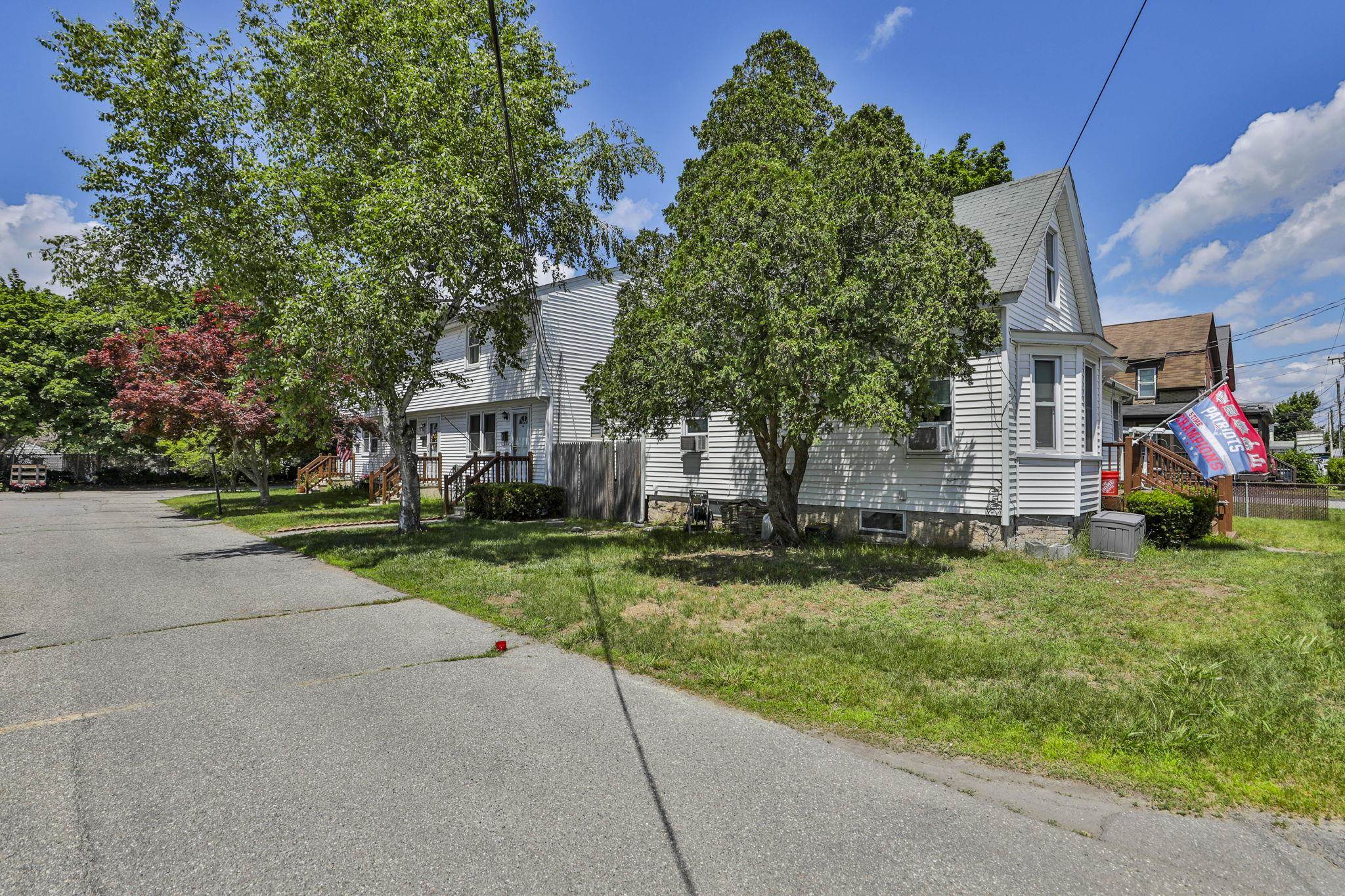 160 West Hollis St #B, Nashua, NH 03060