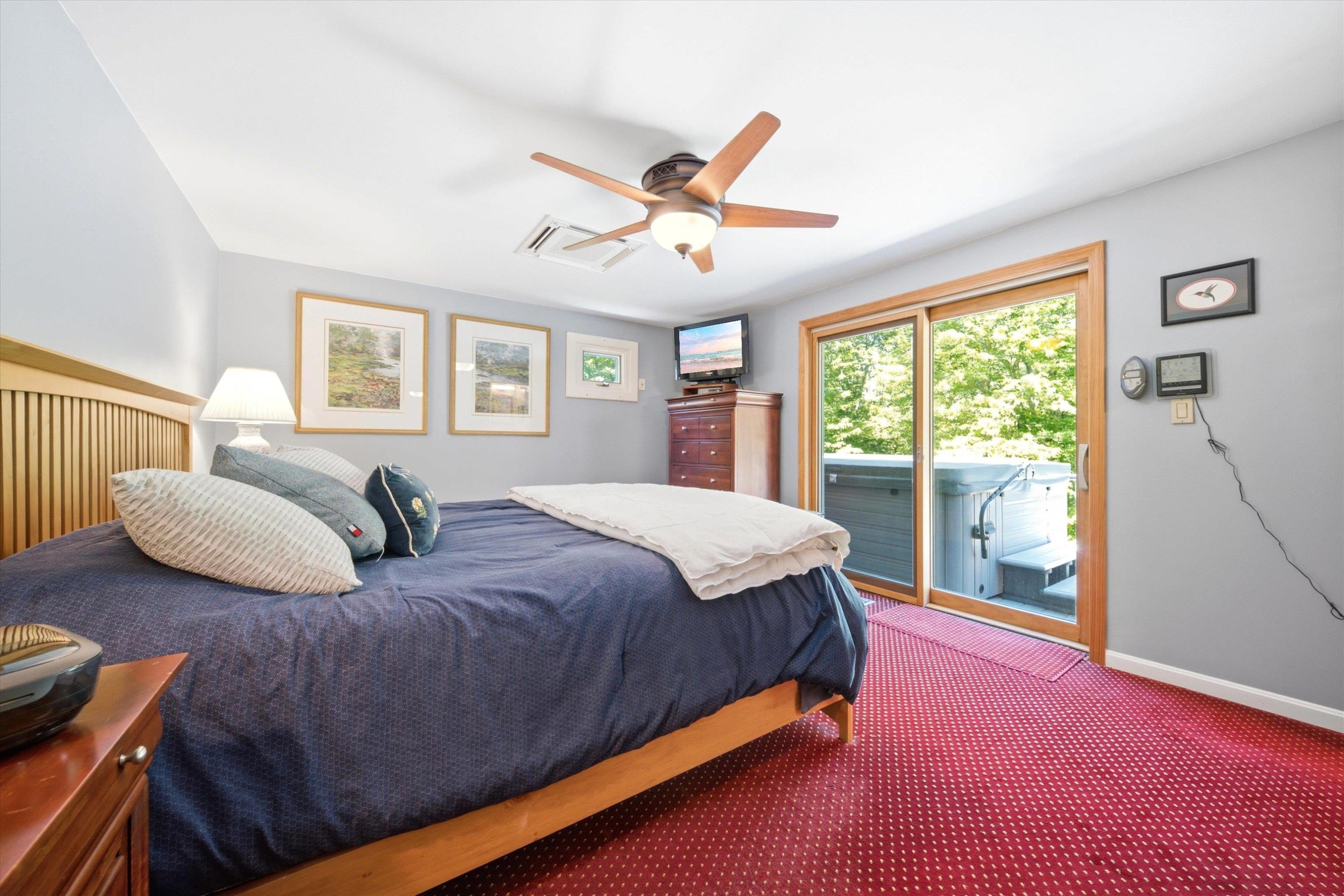 140 Appletree Rd, Auburn, NH 03032