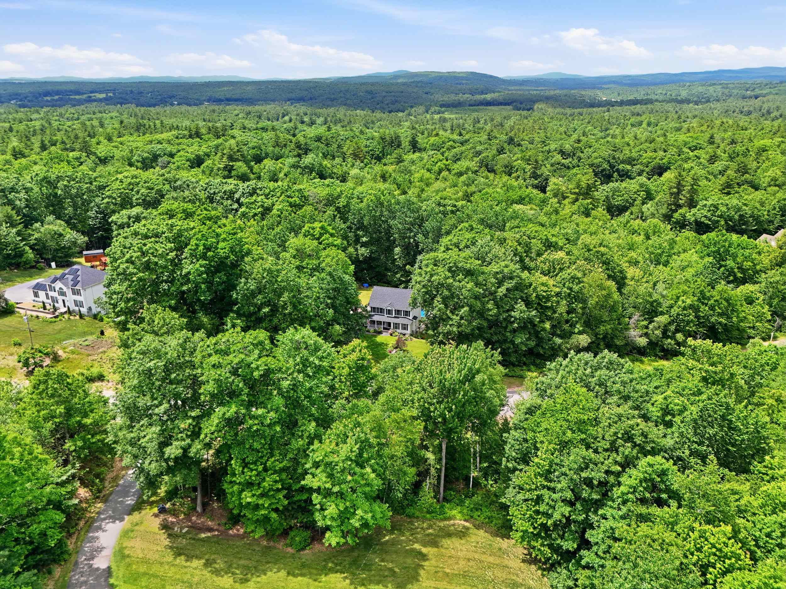 10 Guernsey Ct, Chichester, NH 03258
