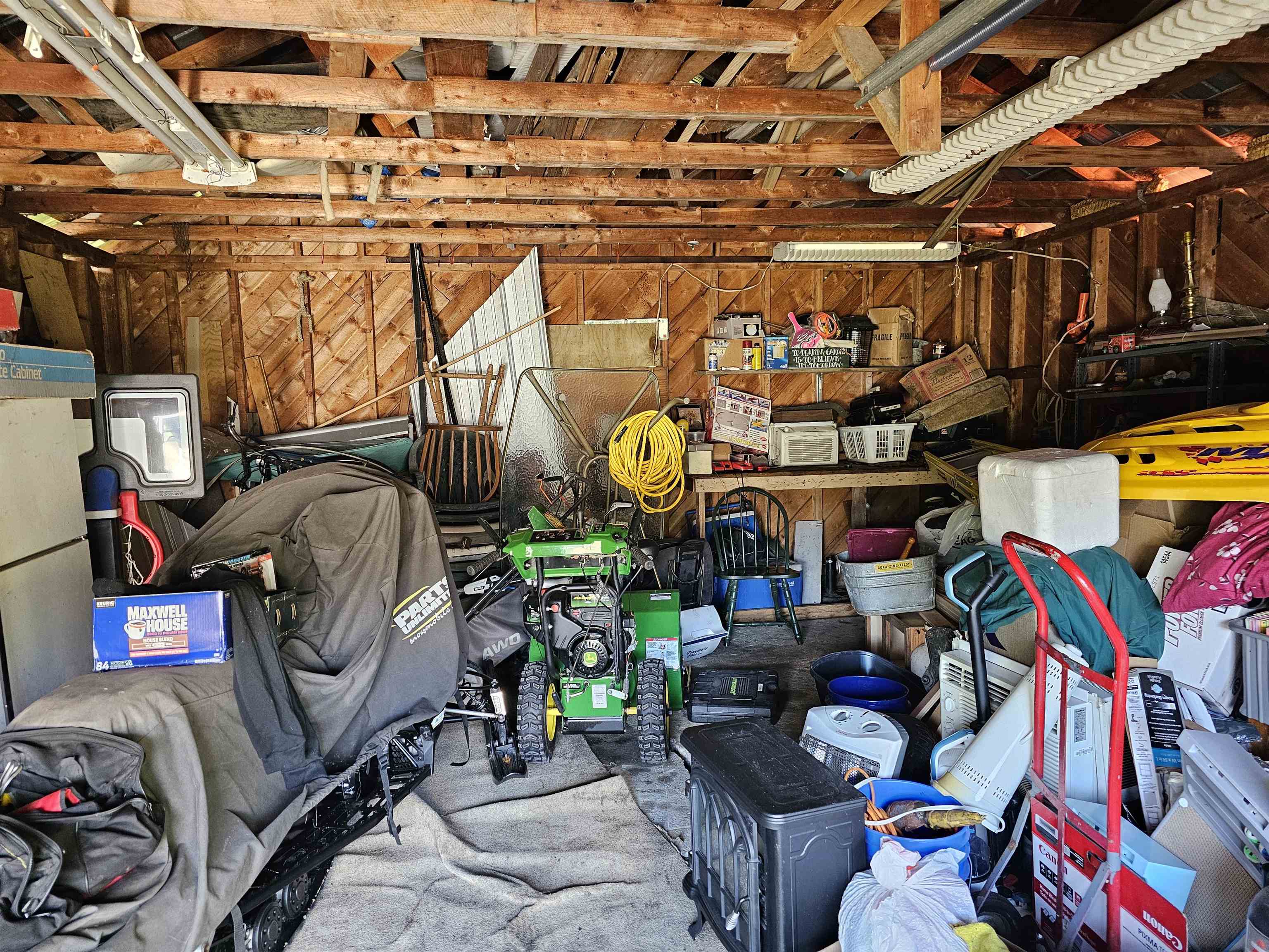 41 Hill Rd, Dummer, NH 03588