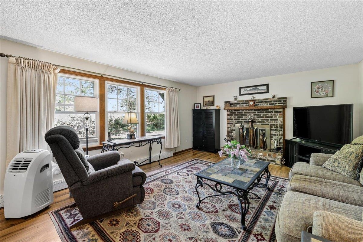 87 Woodhill Rd, Bow, NH 03304