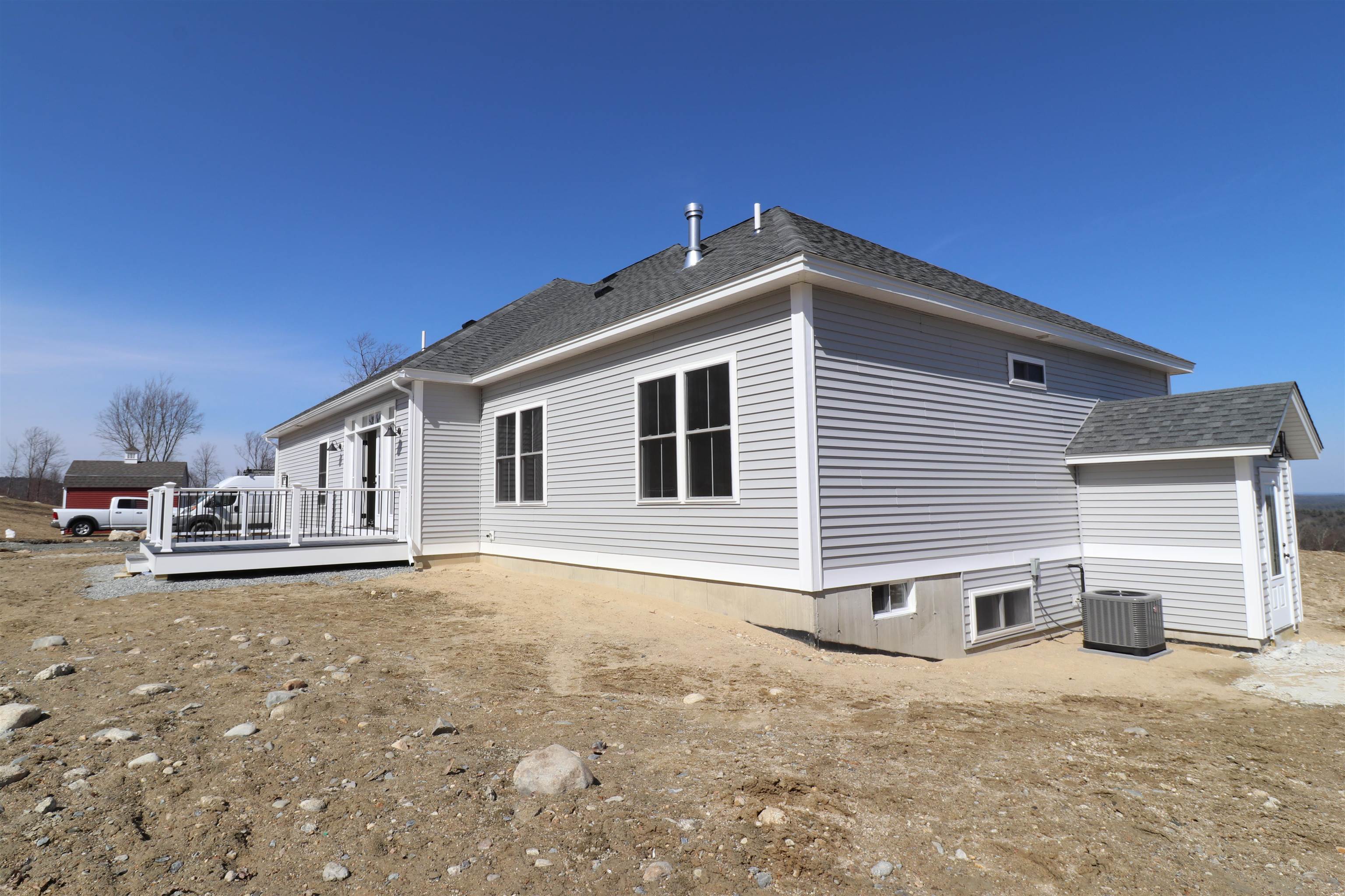 426 Grady Ln #34, Pembroke, NH 03275