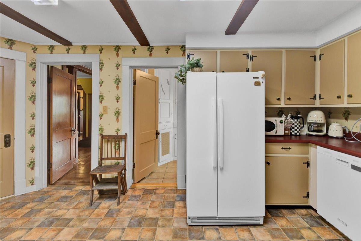 Property photo 25