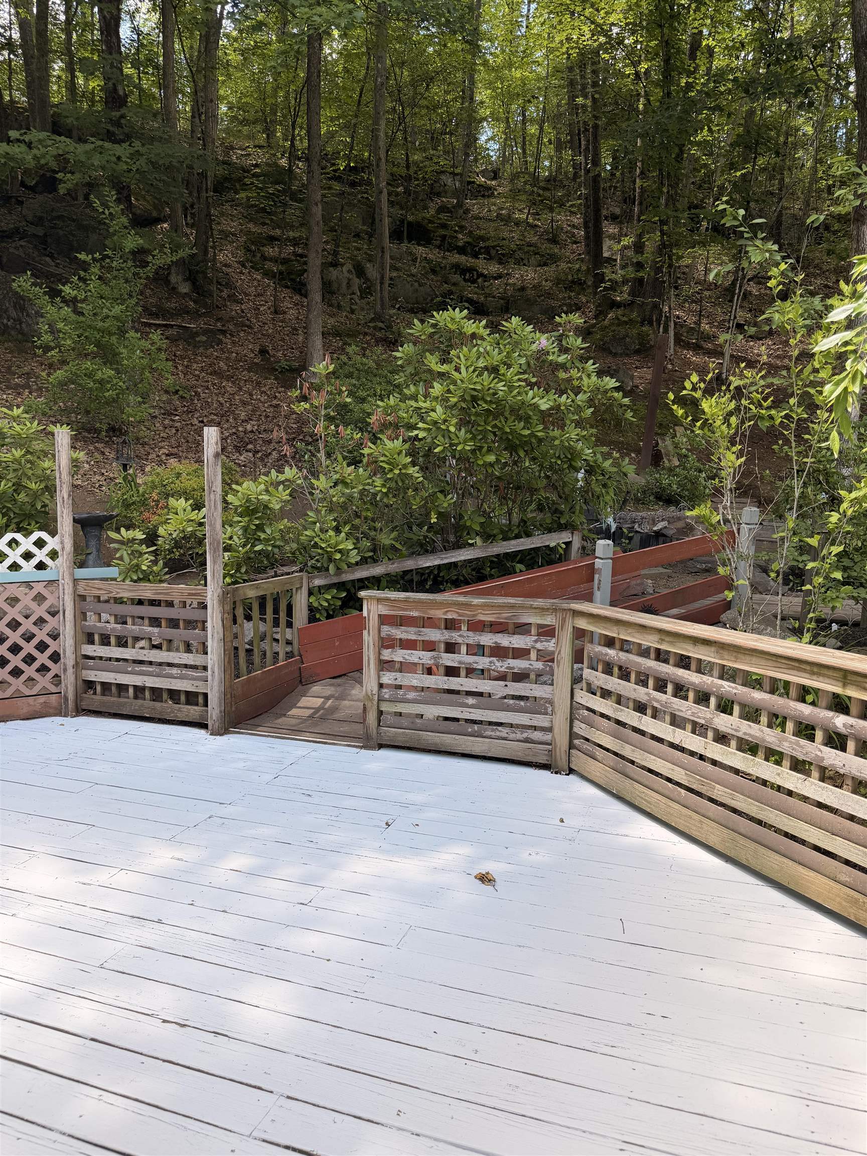 15 Trail St, Franklin, NH 03235-2026